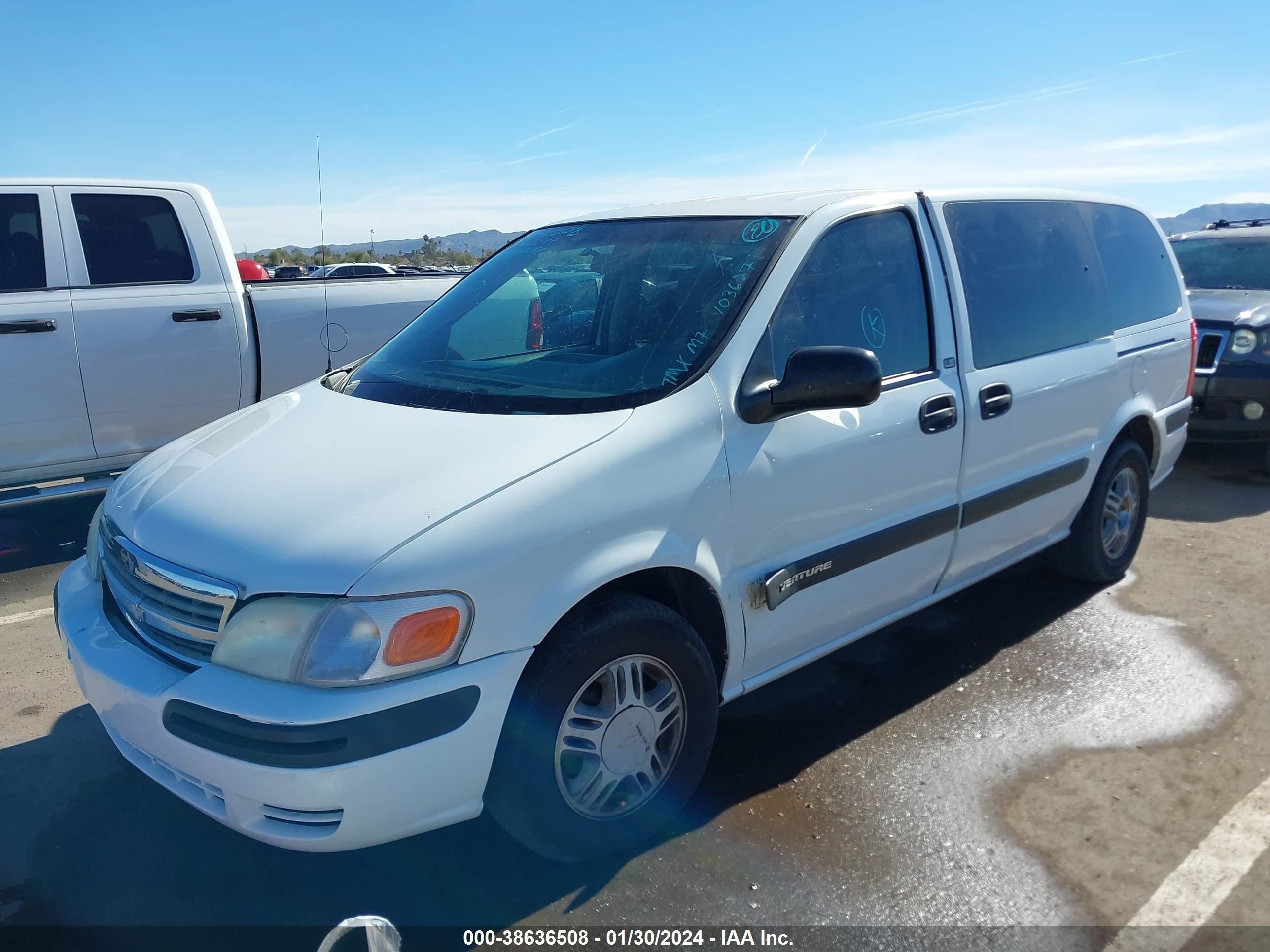 Photo 1 VIN: 1GNDV23E25D103627 - CHEVROLET VENTURE 