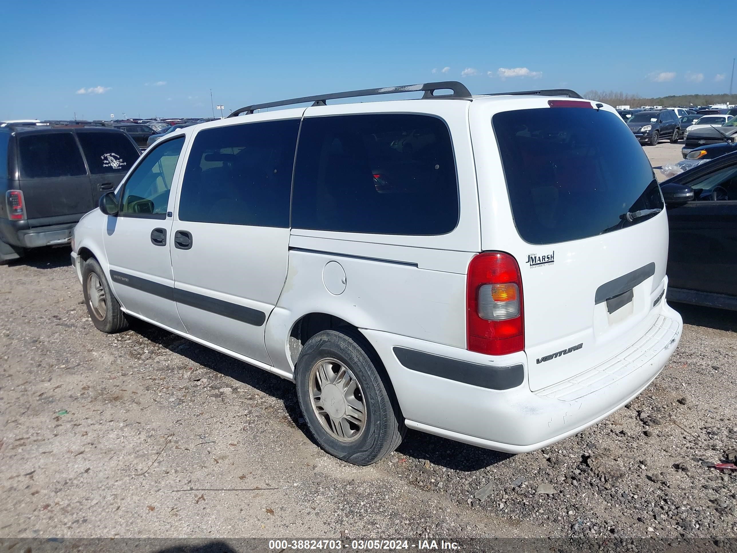 Photo 2 VIN: 1GNDV23E65D112296 - CHEVROLET VENTURE 