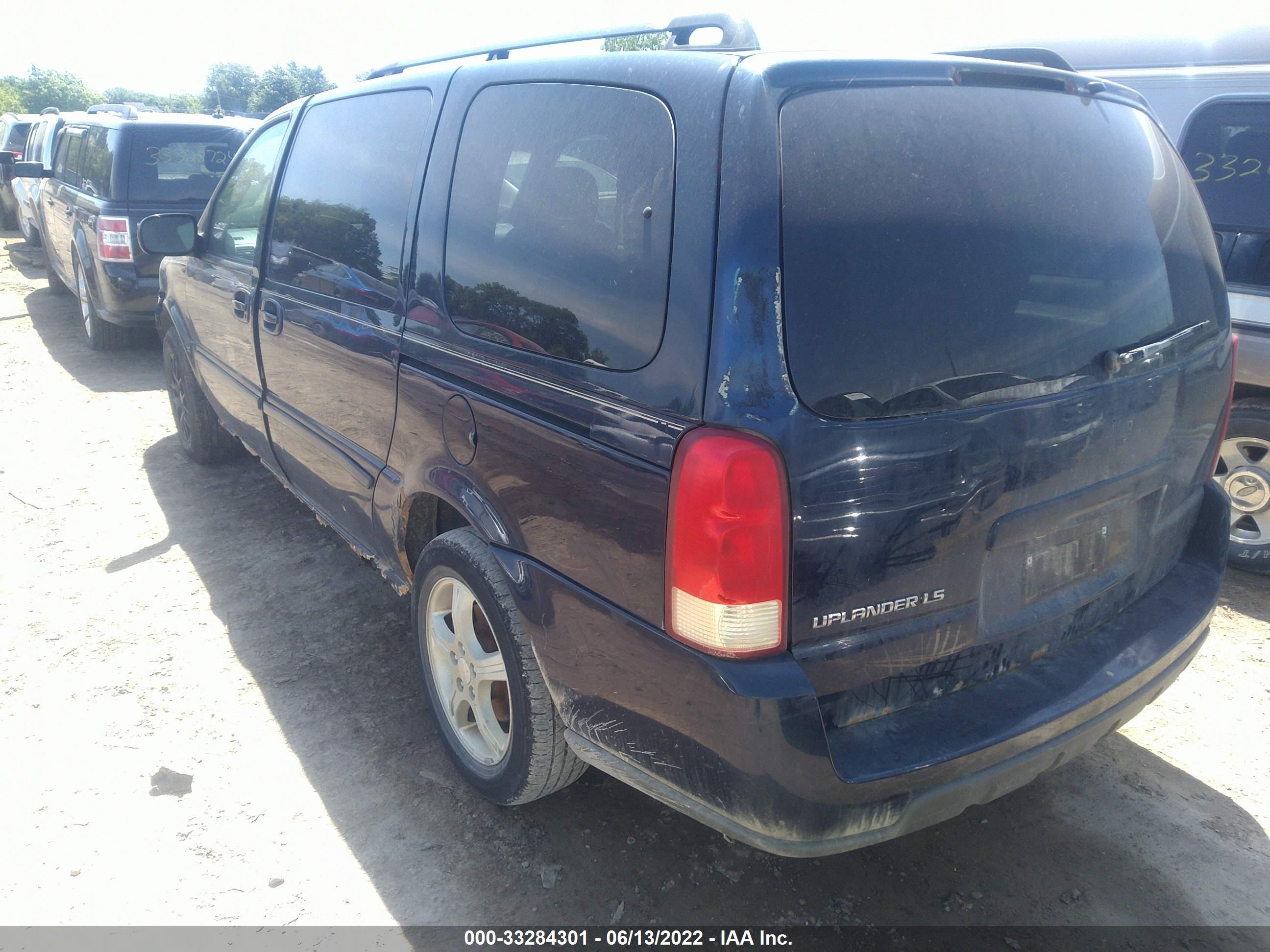 Photo 2 VIN: 1GNDV23L05D232822 - CHEVROLET UPLANDER 