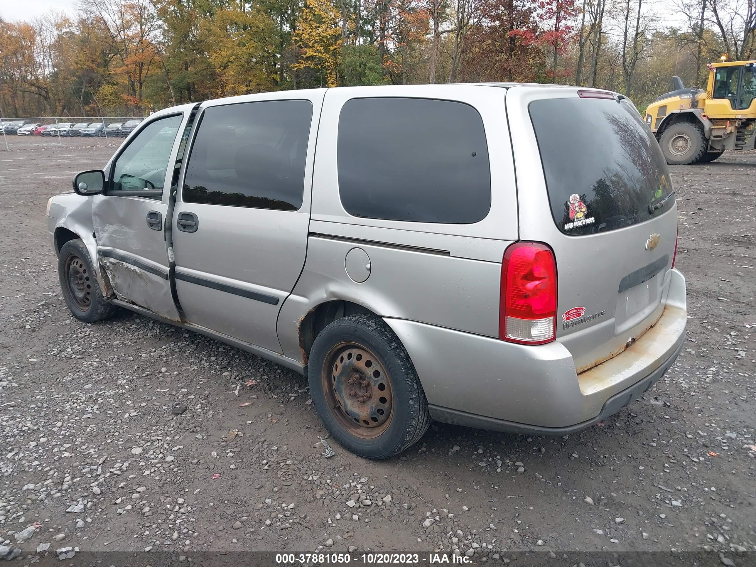 Photo 2 VIN: 1GNDV23L06D182408 - CHEVROLET UPLANDER 