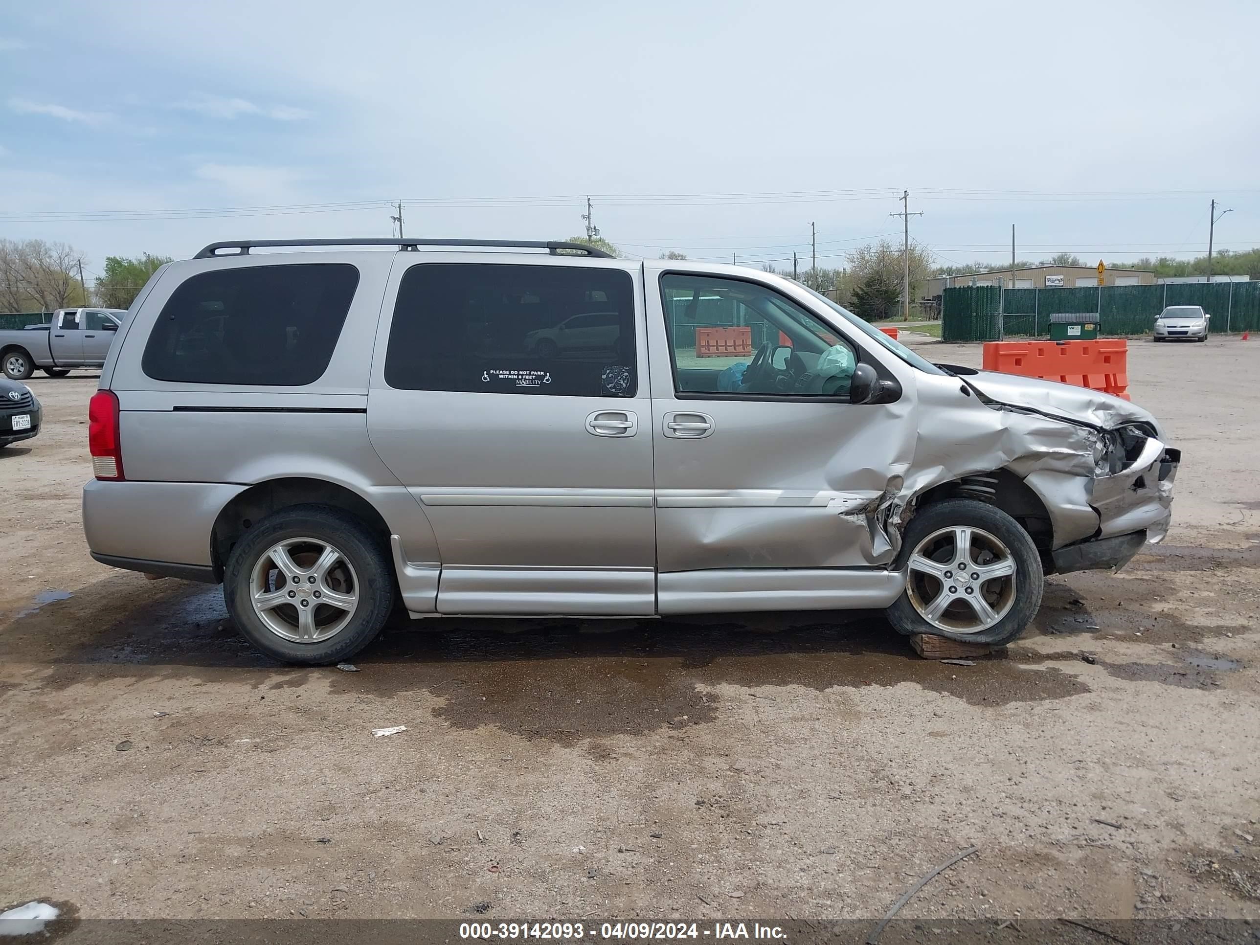 Photo 12 VIN: 1GNDV23L15D216340 - CHEVROLET UPLANDER 