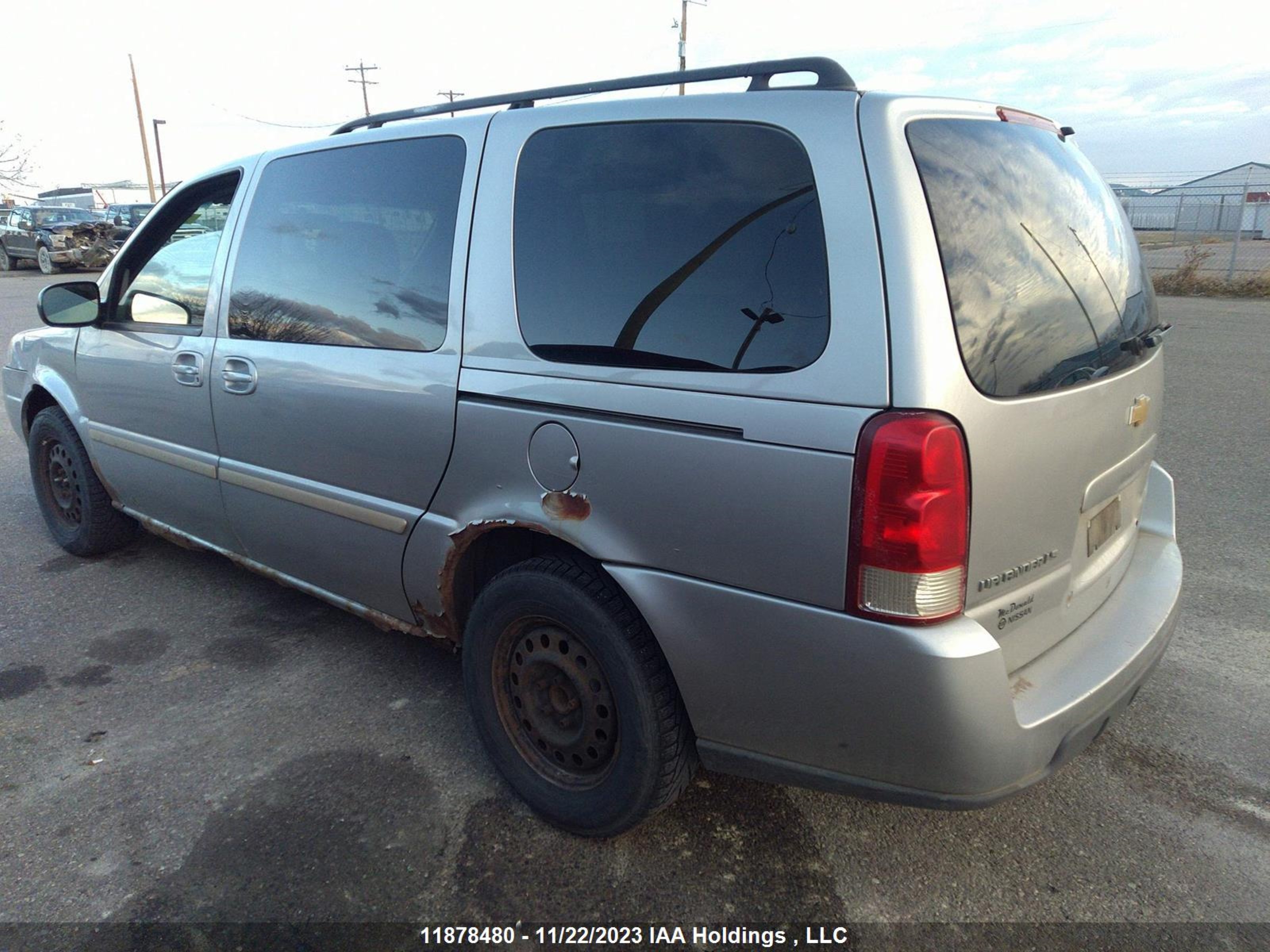 Photo 2 VIN: 1GNDV23L35D160014 - CHEVROLET UPLANDER 