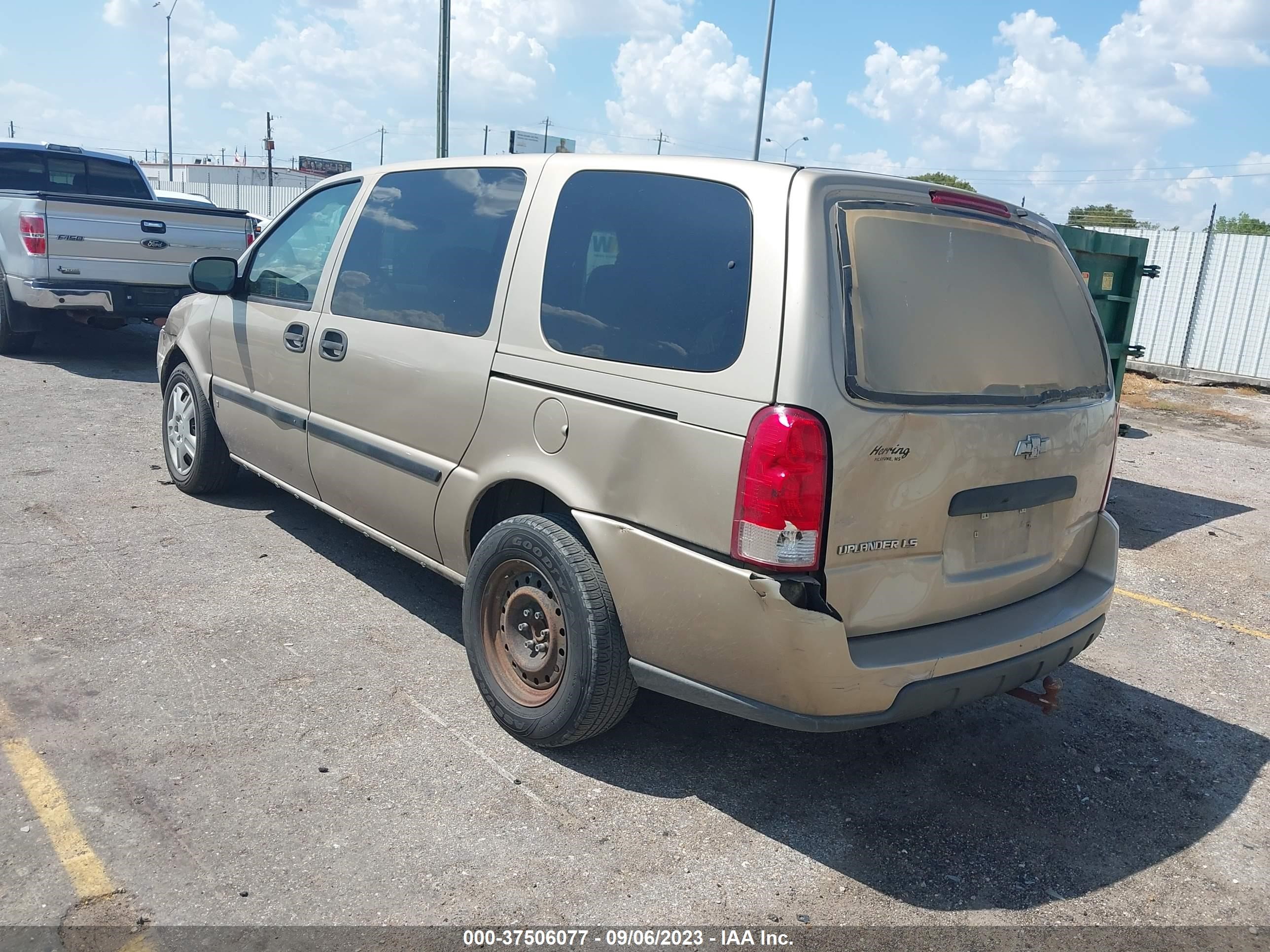 Photo 2 VIN: 1GNDV23L66D122794 - CHEVROLET UPLANDER 