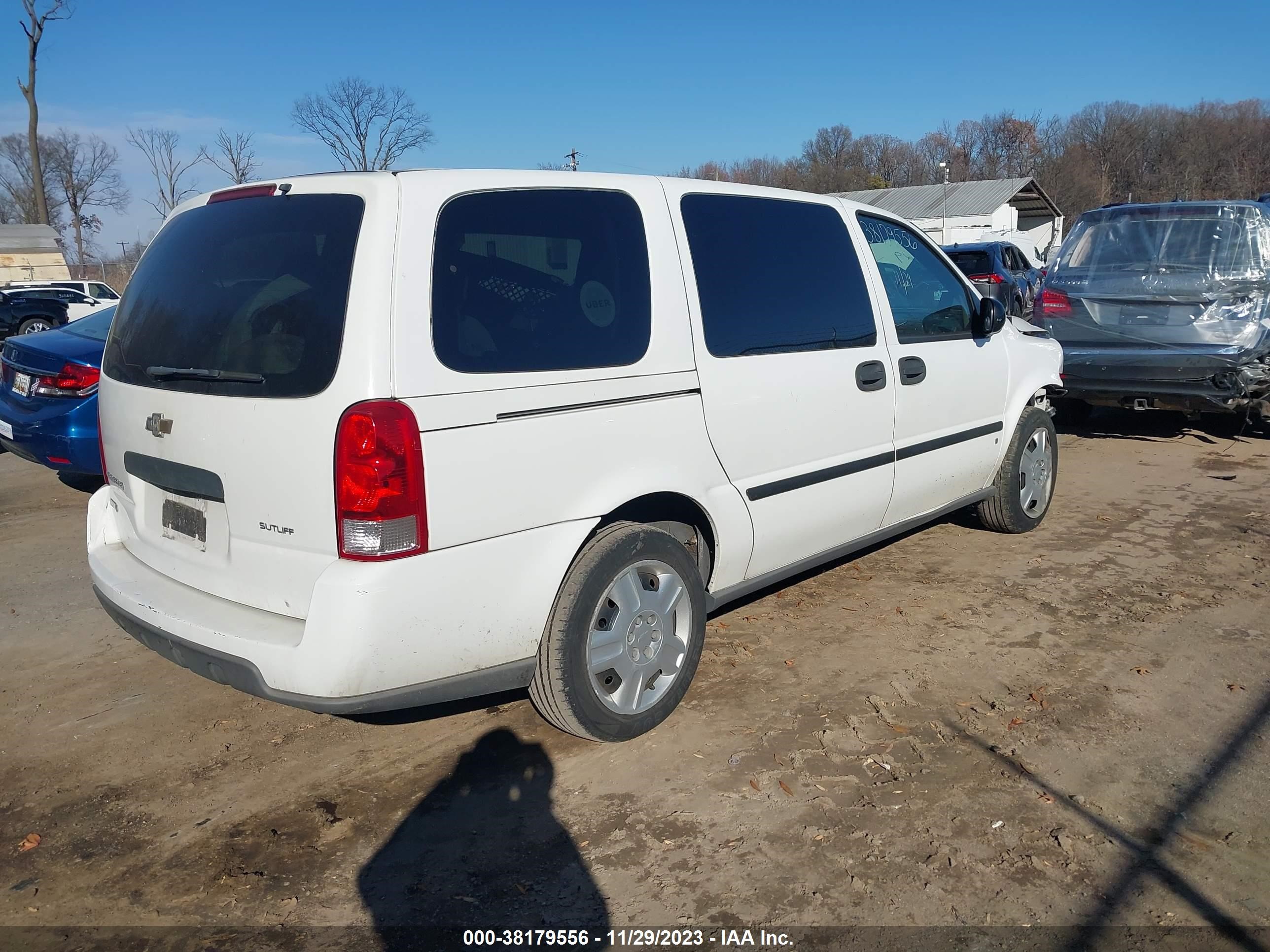 Photo 3 VIN: 1GNDV23W97D184752 - CHEVROLET UPLANDER 