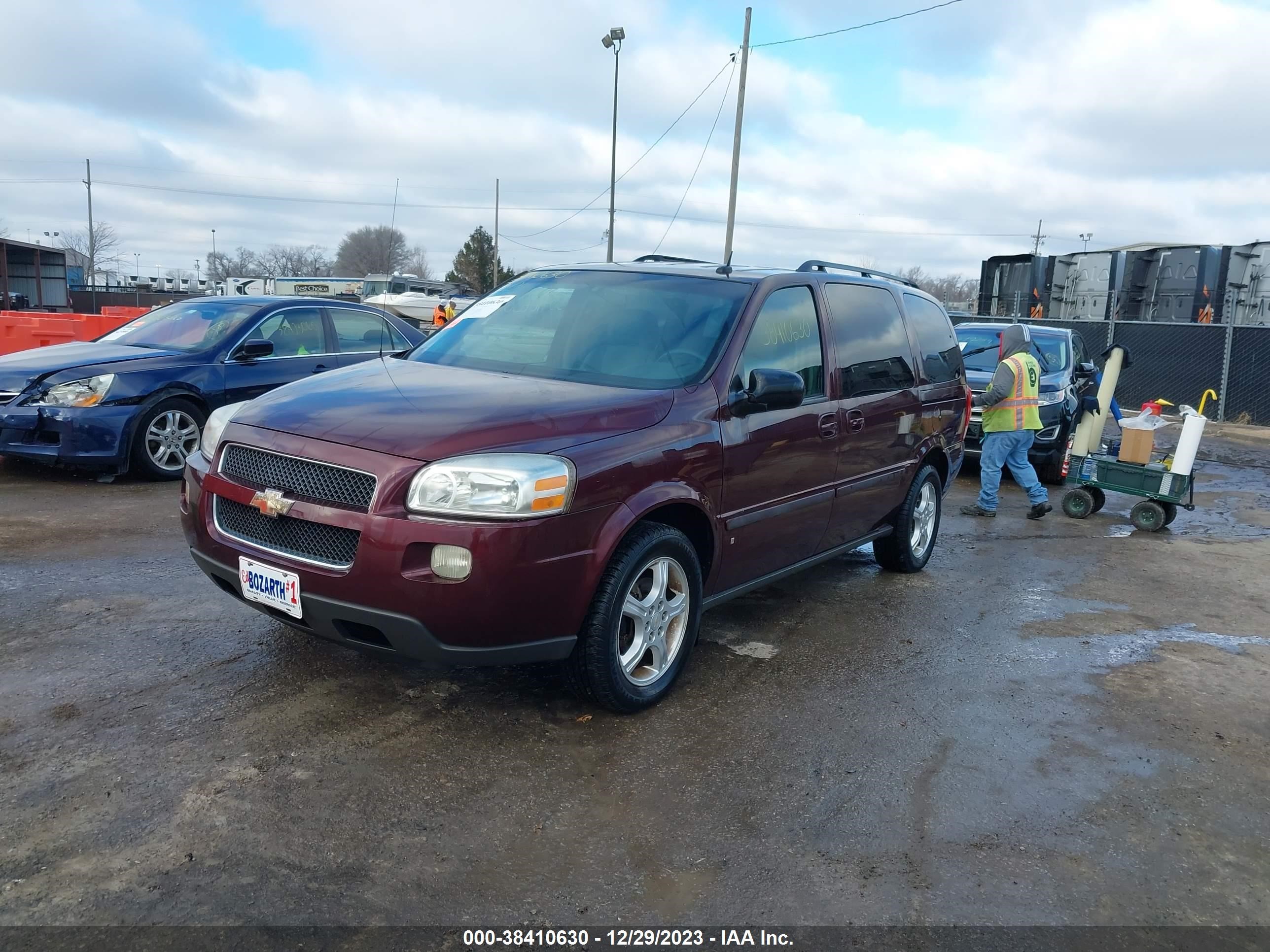 Photo 1 VIN: 1GNDV33147D134075 - CHEVROLET UPLANDER 