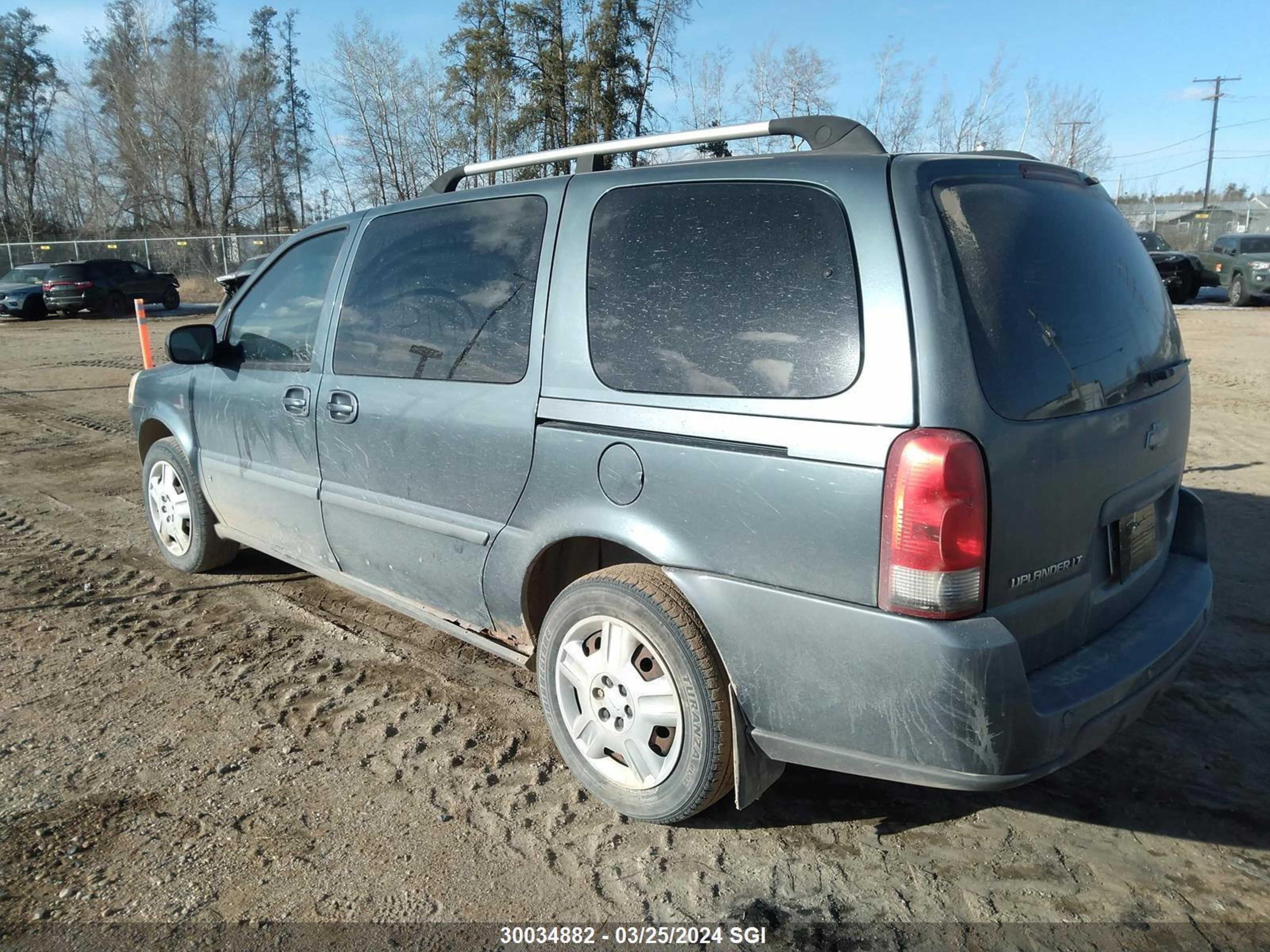 Photo 2 VIN: 1GNDV33147D149157 - CHEVROLET UPLANDER 