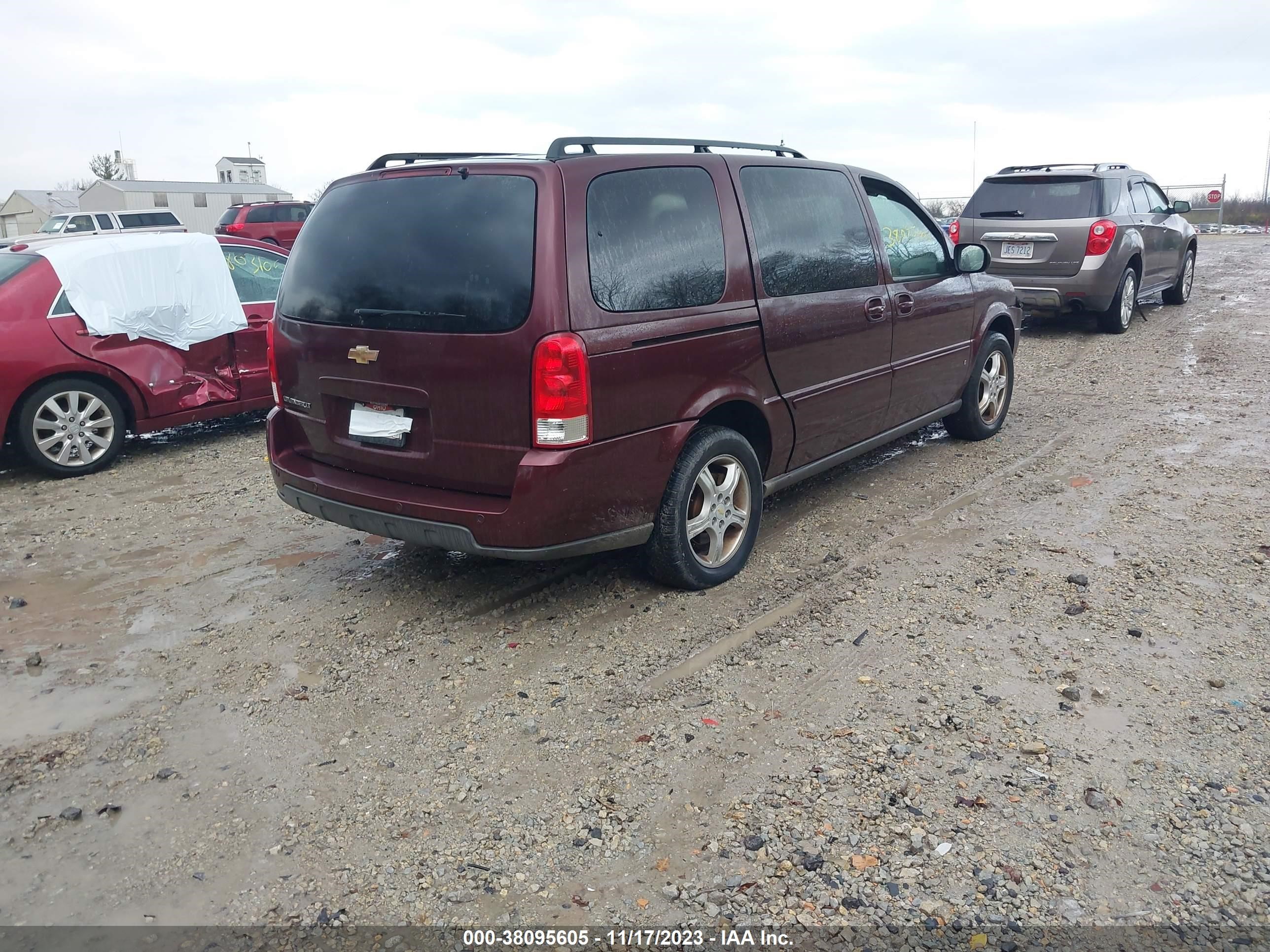 Photo 3 VIN: 1GNDV33L36D117588 - CHEVROLET UPLANDER 