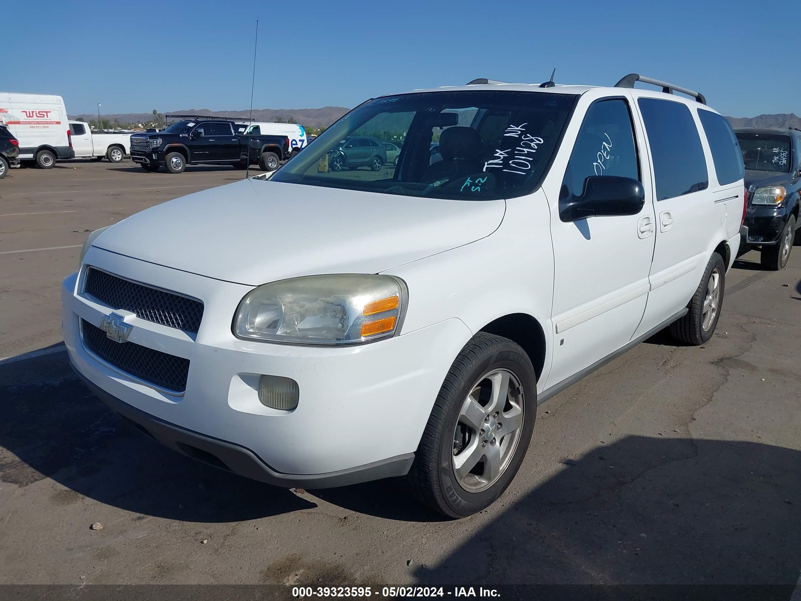 Photo 1 VIN: 1GNDV33W48D101428 - CHEVROLET UPLANDER 