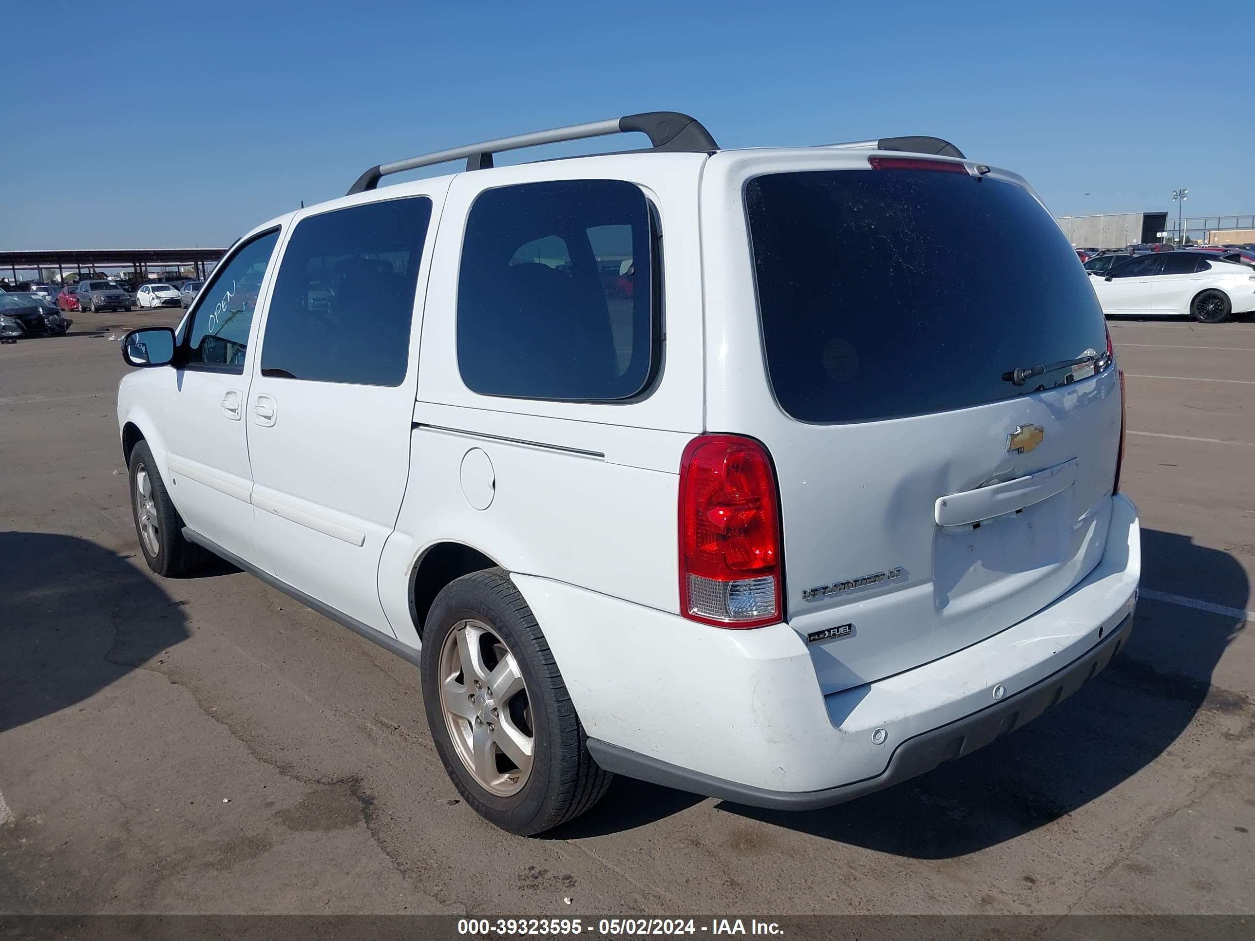 Photo 2 VIN: 1GNDV33W48D101428 - CHEVROLET UPLANDER 