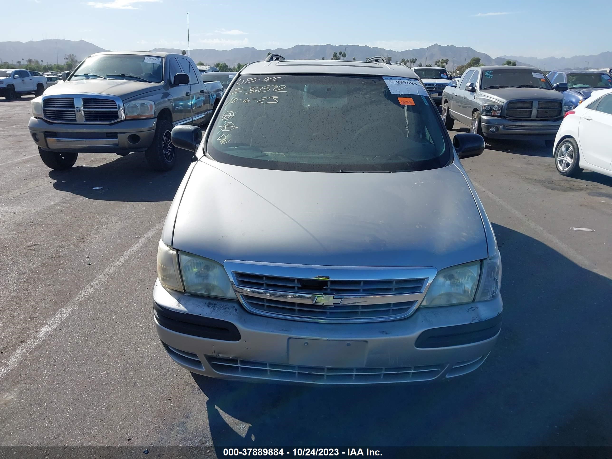 Photo 11 VIN: 1GNDX03E04D259176 - CHEVROLET VENTURE 