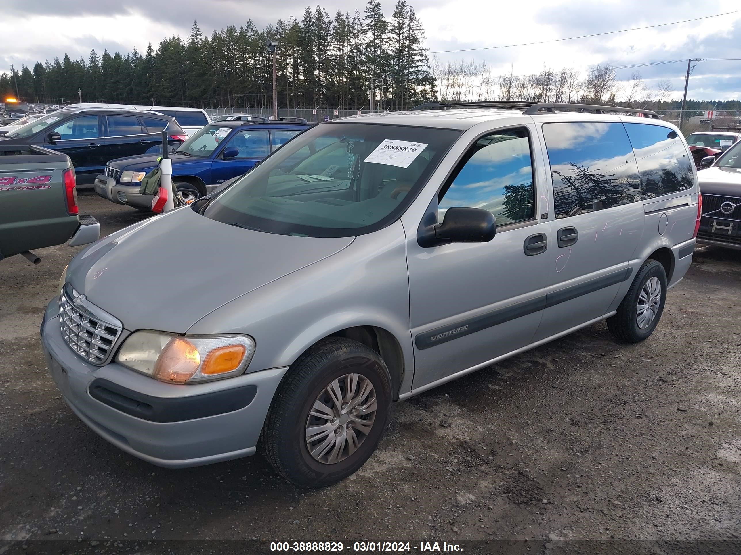 Photo 1 VIN: 1GNDX03E0YD360160 - CHEVROLET VENTURE 