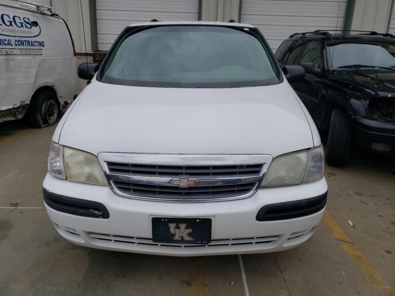 Photo 4 VIN: 1GNDX03E13D234124 - CHEVROLET VENTURE 