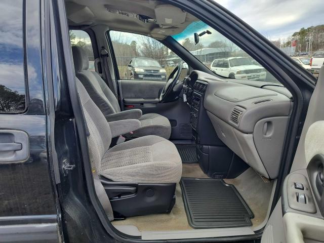 Photo 4 VIN: 1GNDX03E21D132733 - CHEVROLET VENTURE 