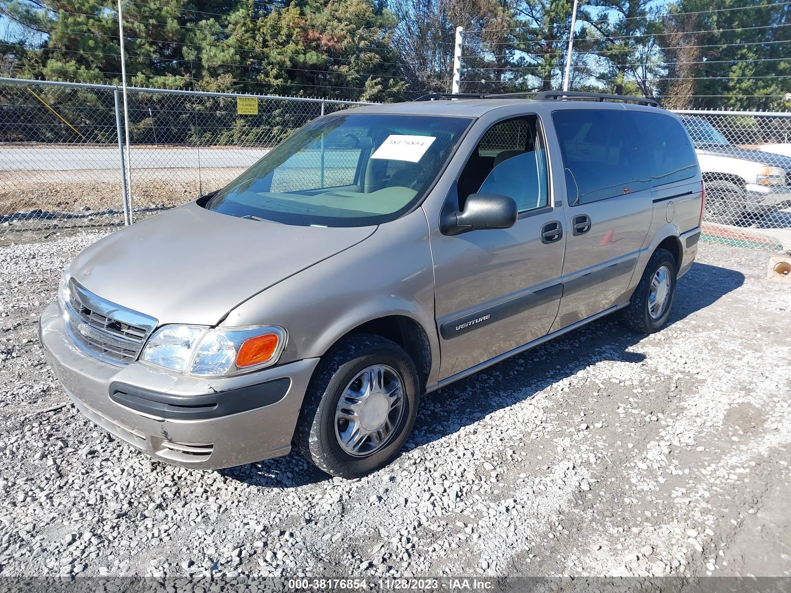 Photo 1 VIN: 1GNDX03E32D174717 - CHEVROLET VENTURE 