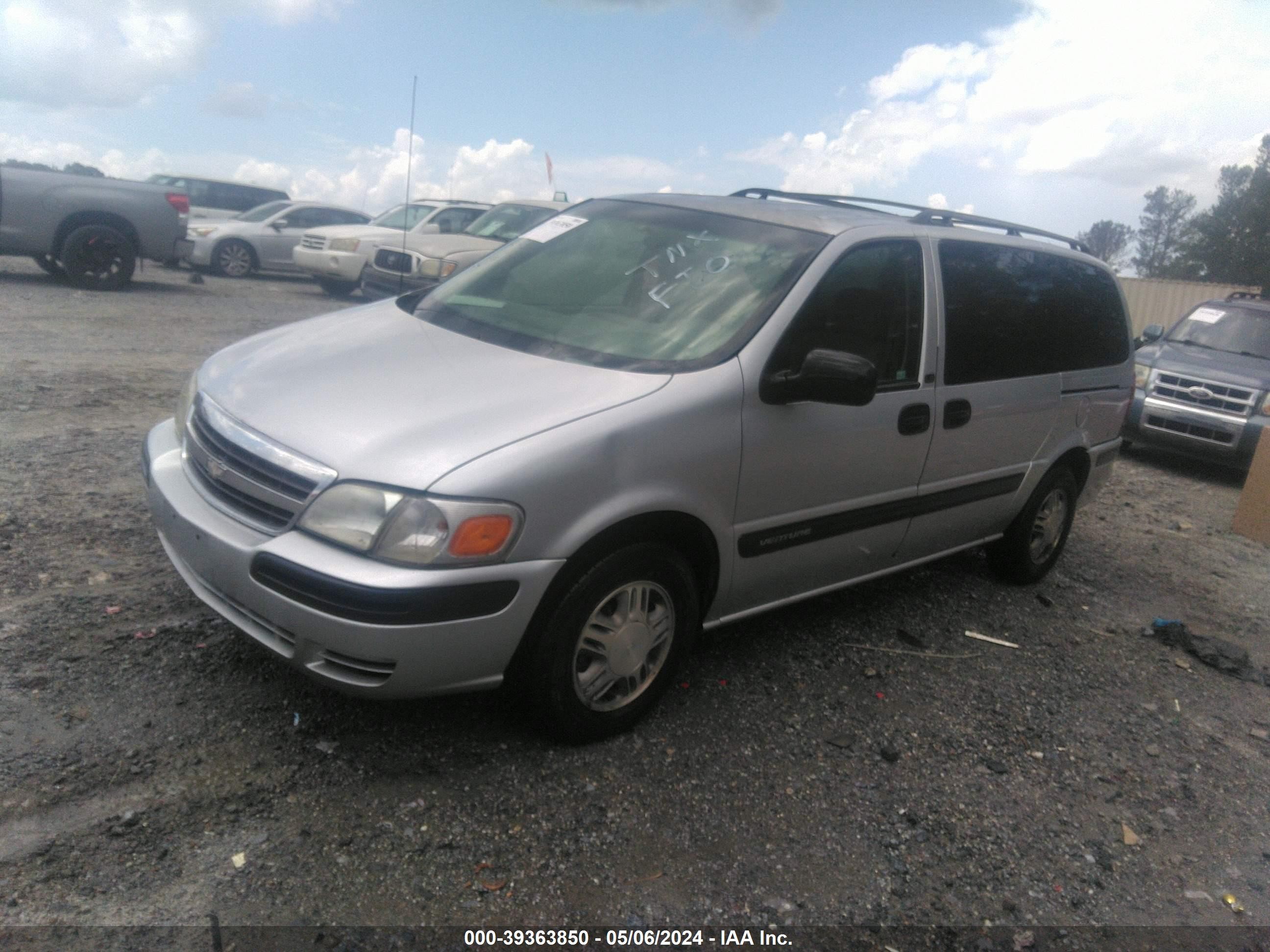 Photo 1 VIN: 1GNDX03E43D153201 - CHEVROLET VENTURE 