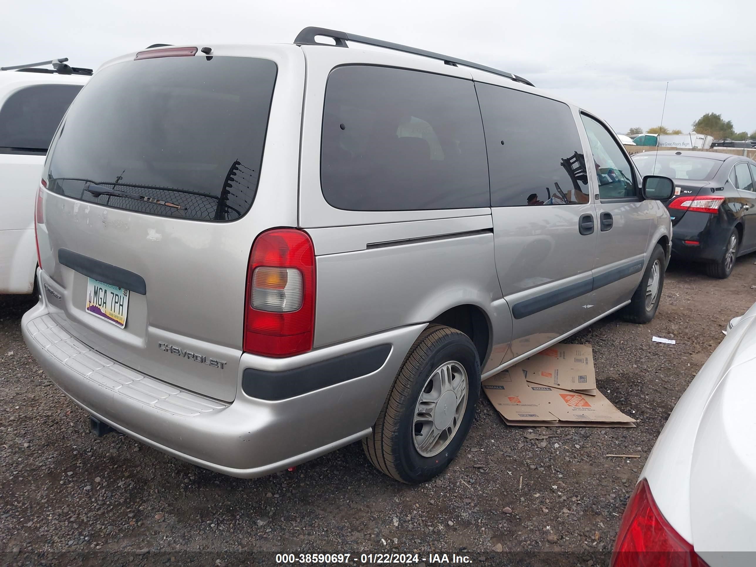 Photo 3 VIN: 1GNDX03E44D169366 - CHEVROLET VENTURE 