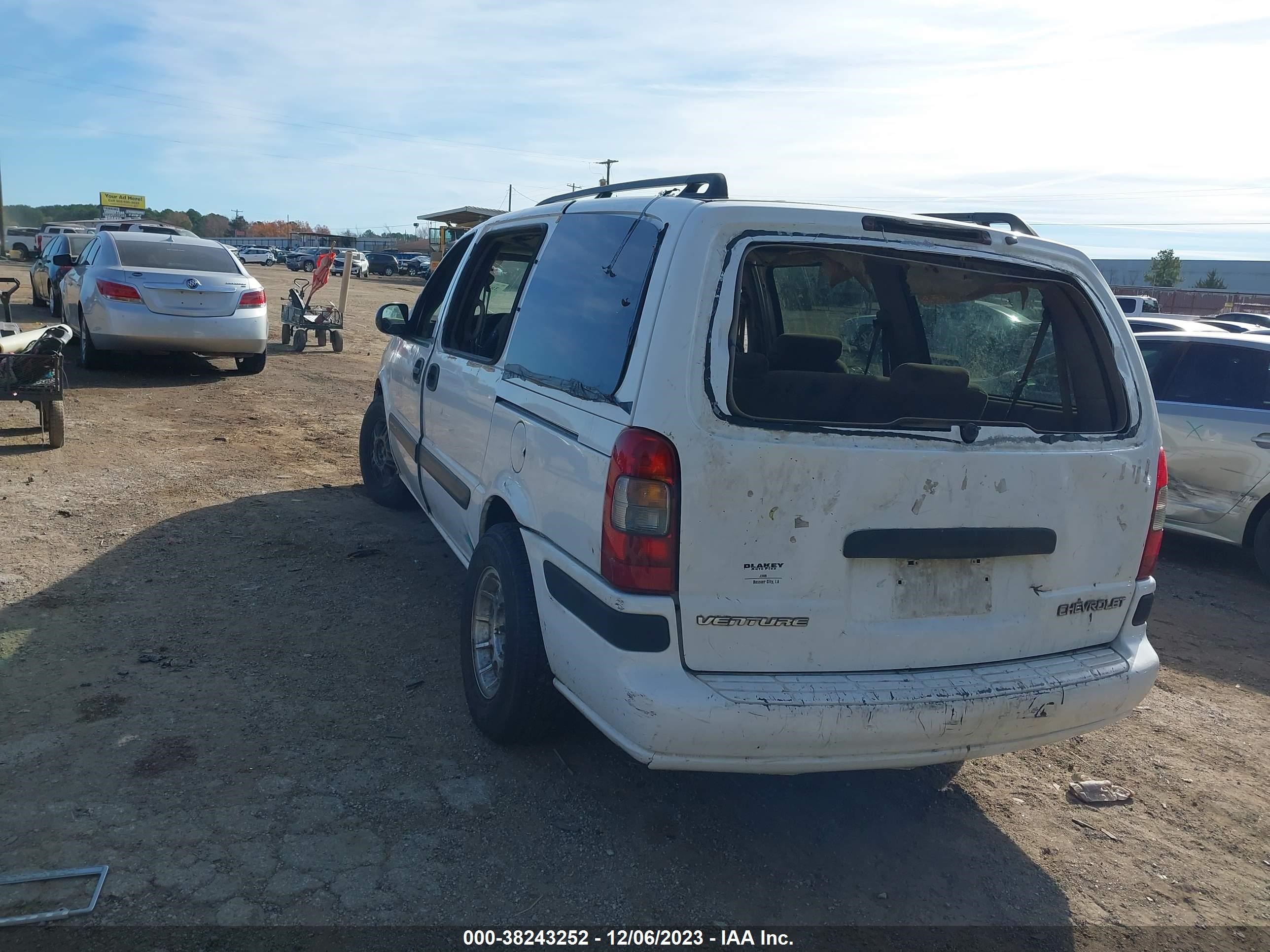 Photo 2 VIN: 1GNDX03E44D217819 - CHEVROLET VENTURE 