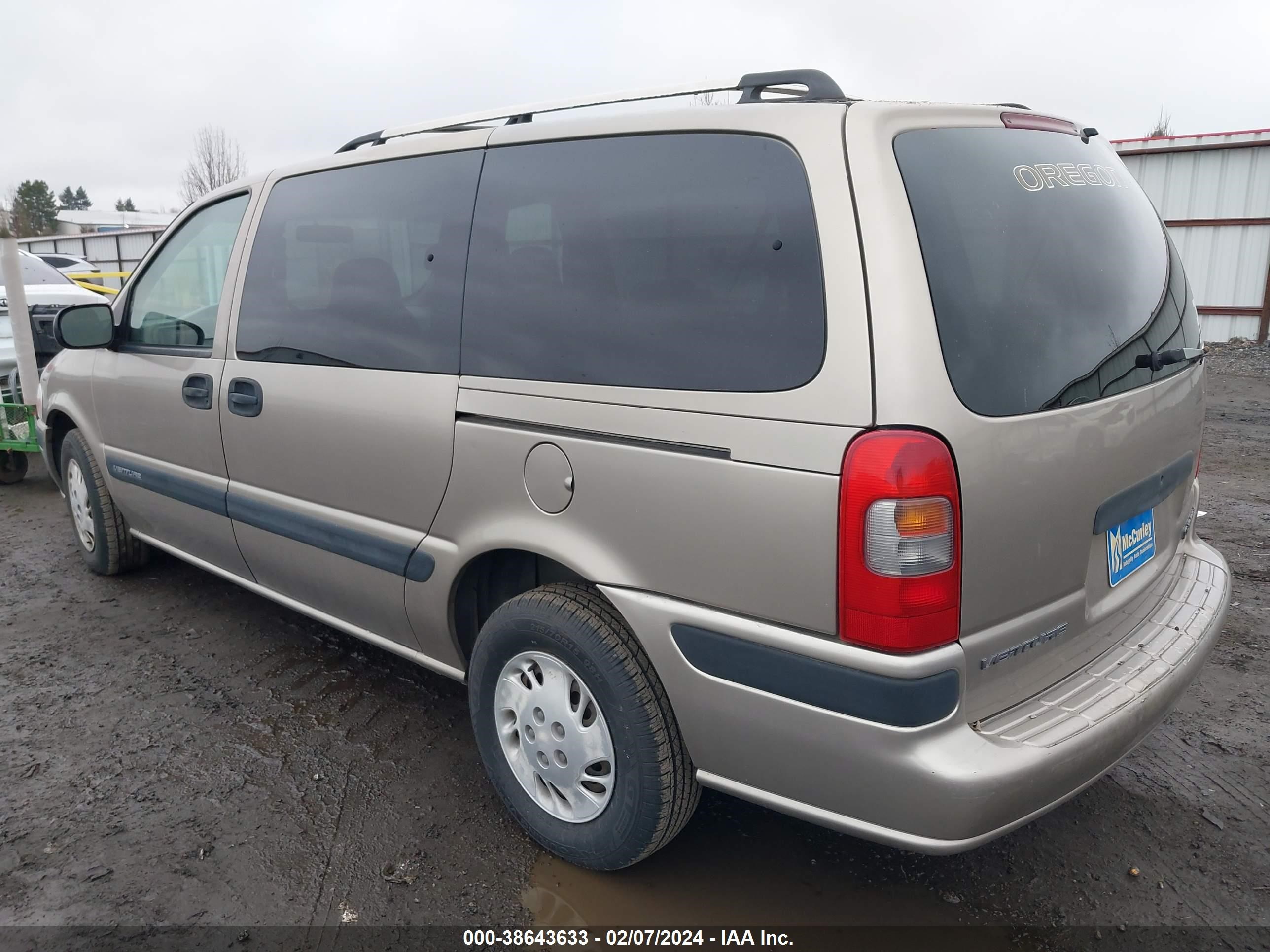 Photo 2 VIN: 1GNDX03E4YD231760 - CHEVROLET VENTURE 