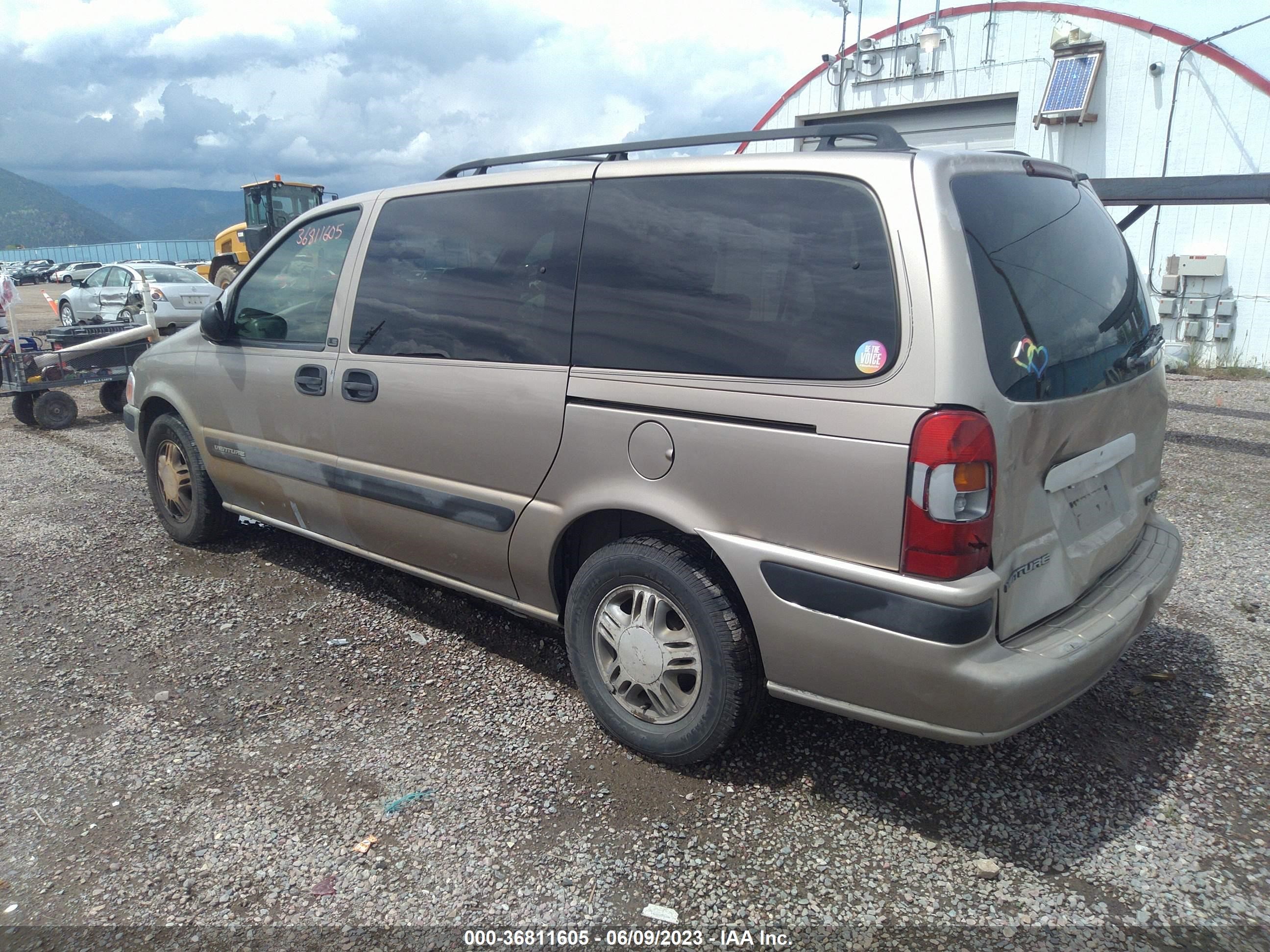 Photo 2 VIN: 1GNDX03E63D107210 - CHEVROLET VENTURE 