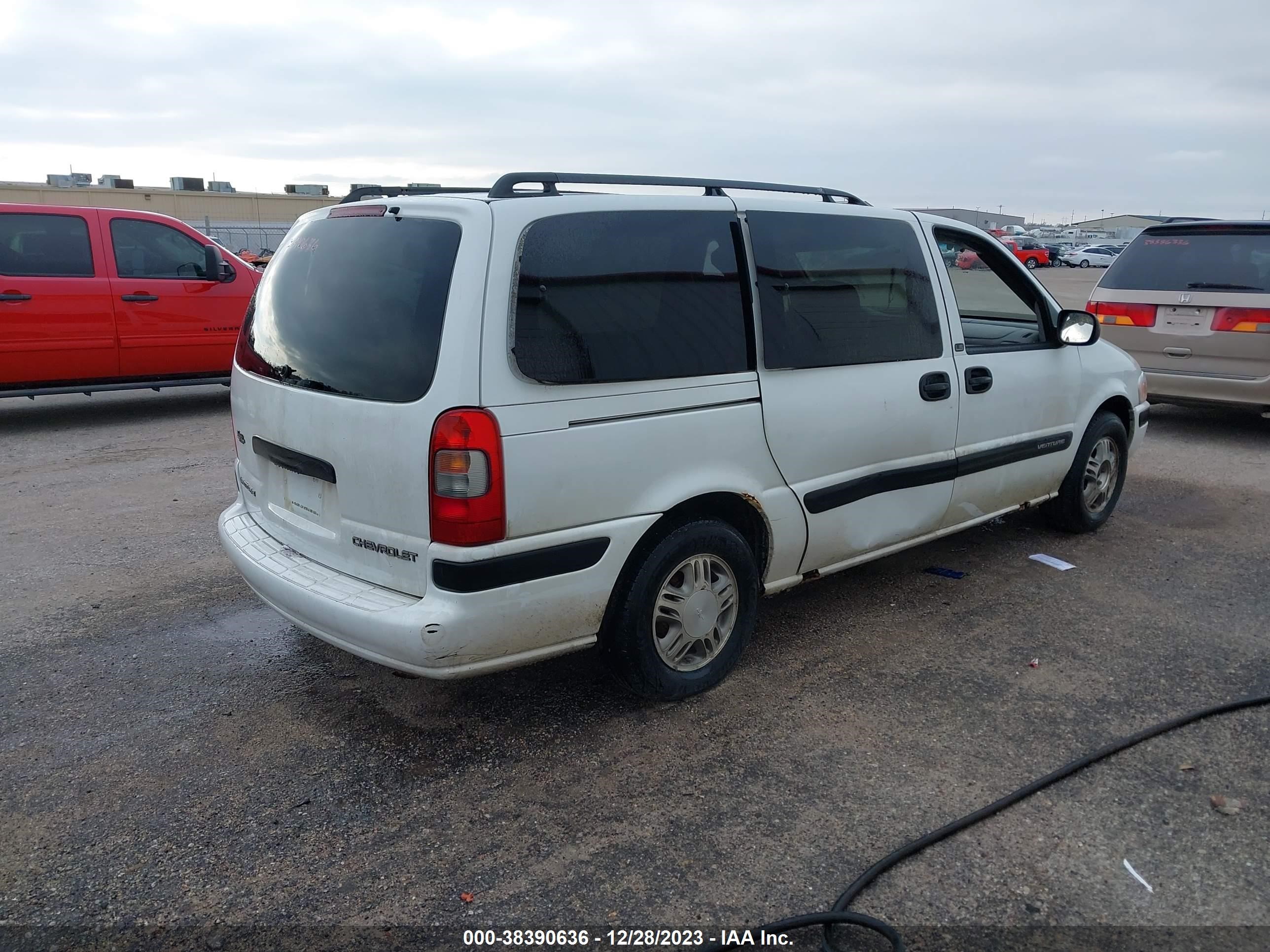 Photo 3 VIN: 1GNDX03E64D197119 - CHEVROLET VENTURE 