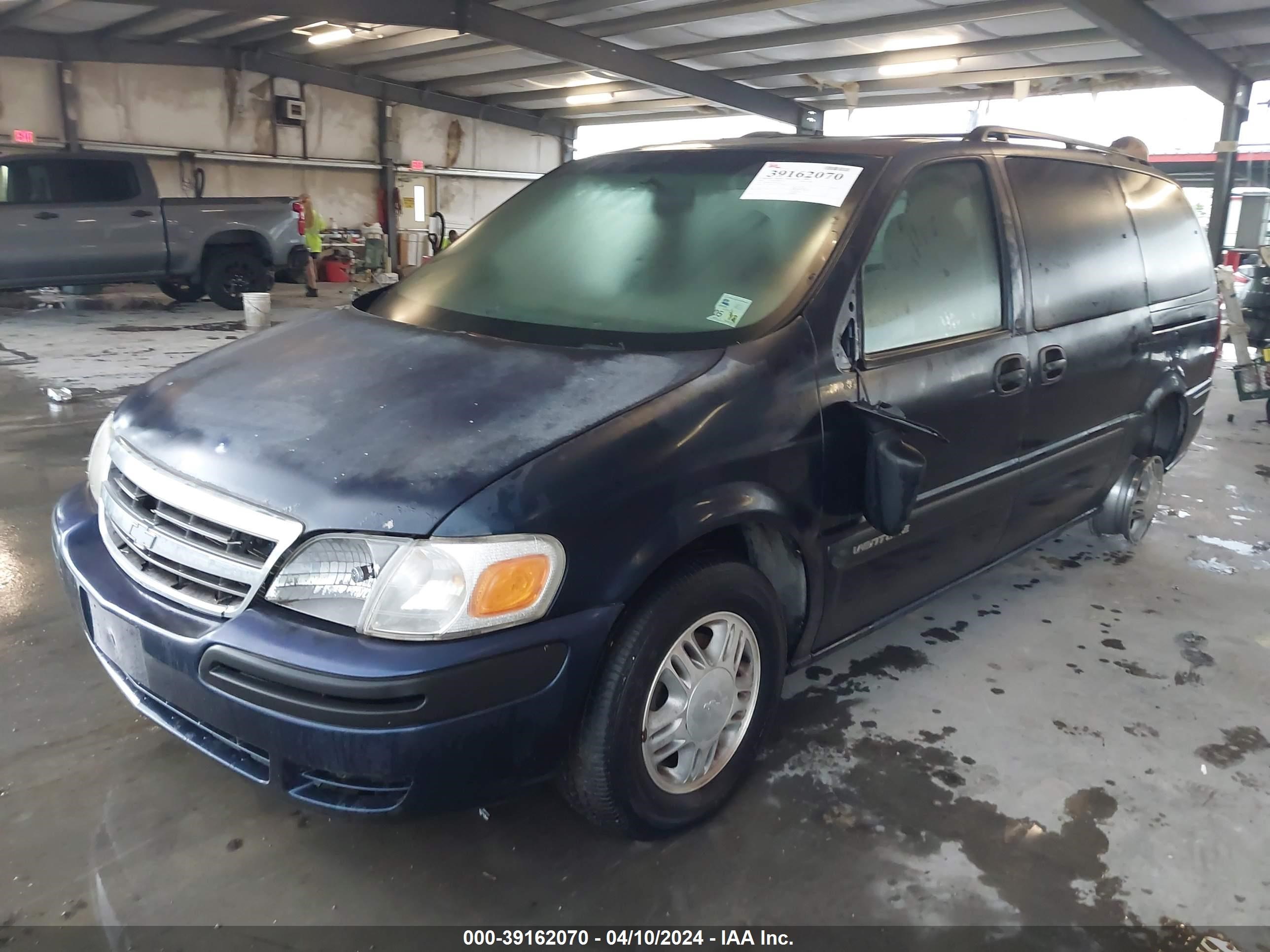 Photo 1 VIN: 1GNDX03E72D181251 - CHEVROLET VENTURE 