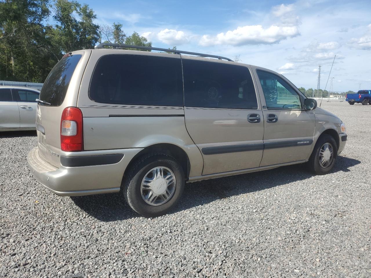 Photo 2 VIN: 1GNDX03E72D323226 - CHEVROLET VENTURE 