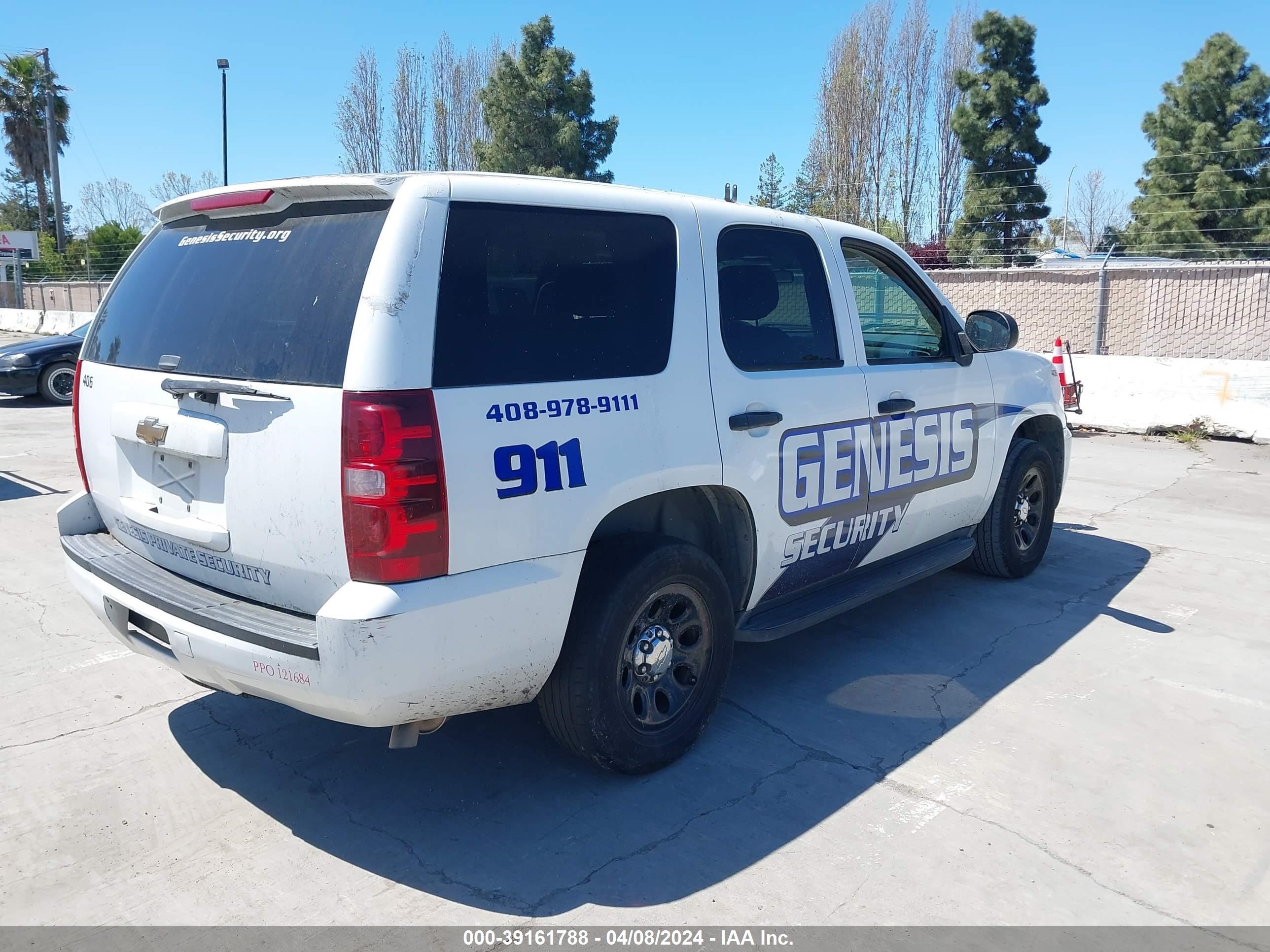 Photo 3 VIN: 1GNEC03049R253296 - CHEVROLET TAHOE 