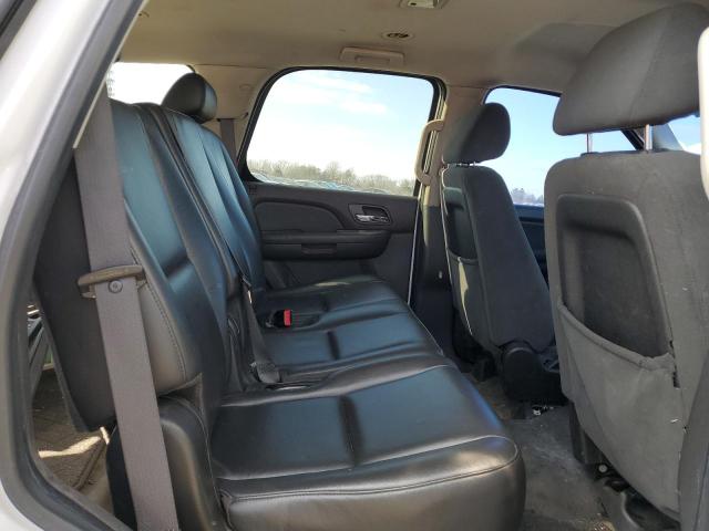 Photo 9 VIN: 1GNEC03088R214791 - CHEVROLET TAHOE 