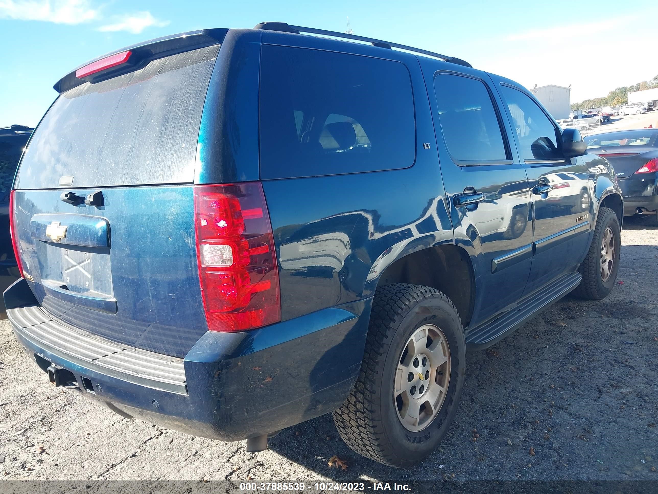 Photo 3 VIN: 1GNEC13037J109188 - CHEVROLET TAHOE 