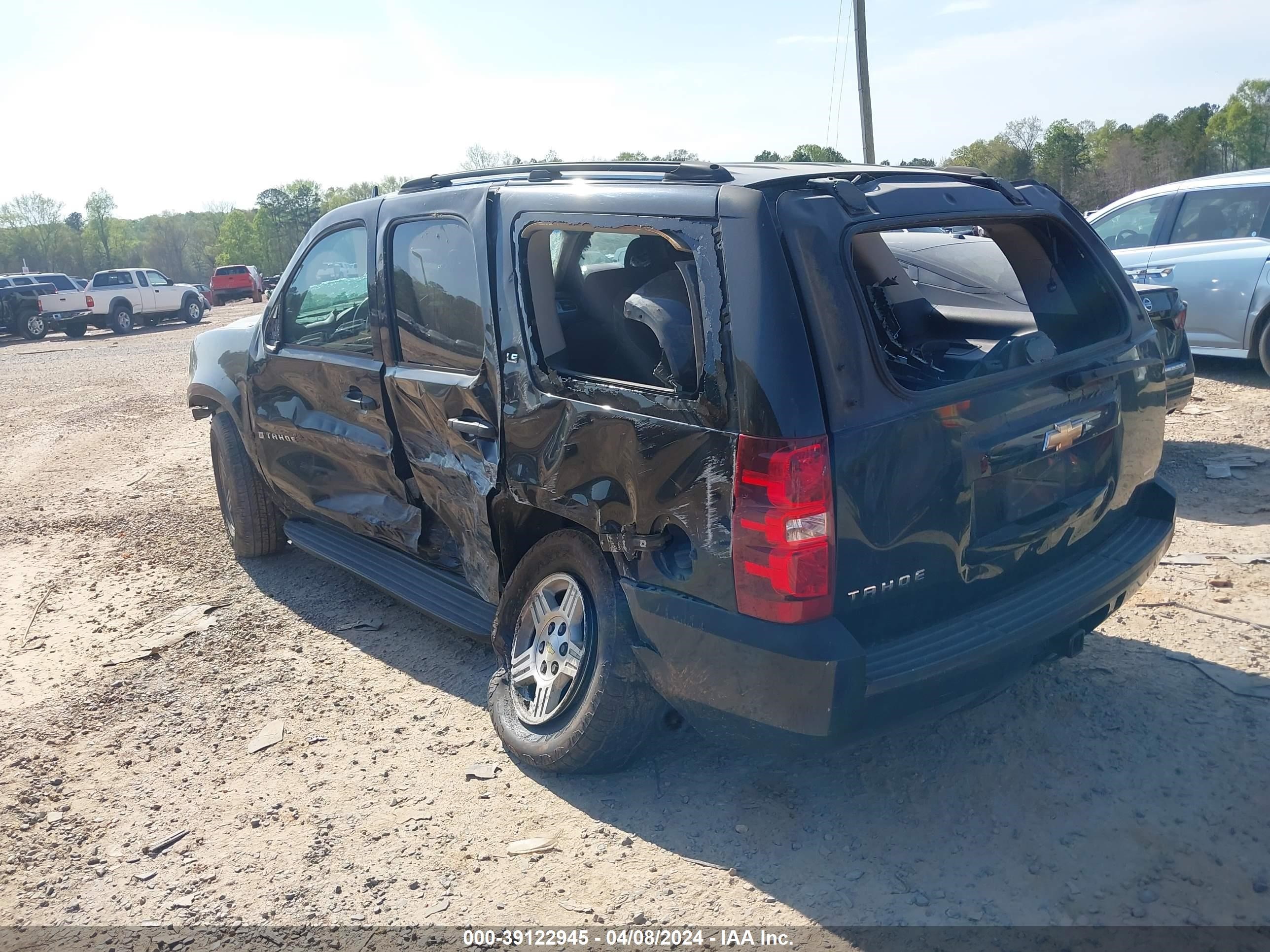 Photo 2 VIN: 1GNEC13J67R154460 - CHEVROLET TAHOE 