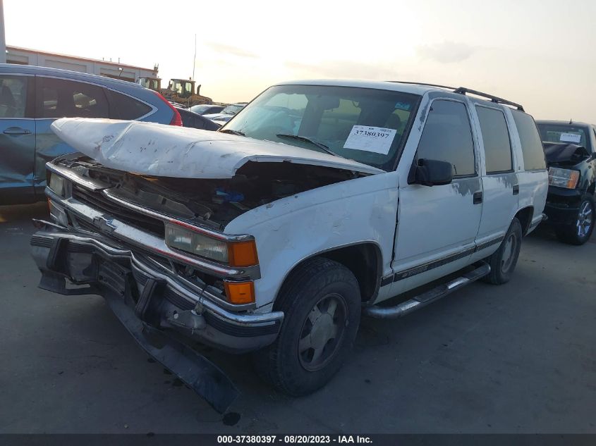 Photo 1 VIN: 1GNEC13R5XJ371468 - CHEVROLET TAHOE 