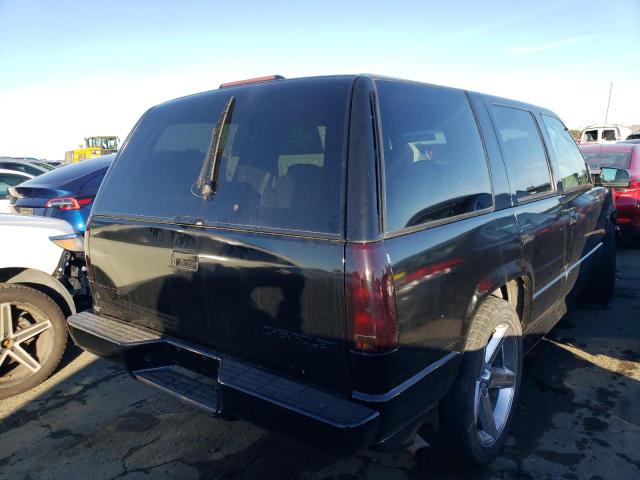 Photo 2 VIN: 1GNEC13R5YR229981 - CHEVROLET TAHOE 