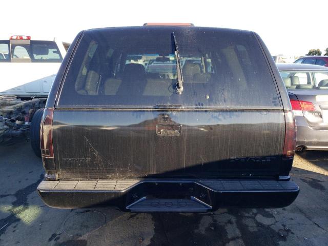 Photo 5 VIN: 1GNEC13R5YR229981 - CHEVROLET TAHOE 