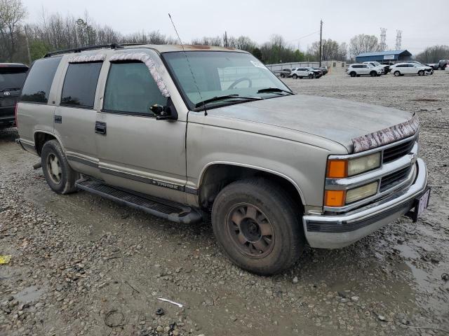 Photo 3 VIN: 1GNEC13R9XJ407176 - CHEVROLET TAHOE 