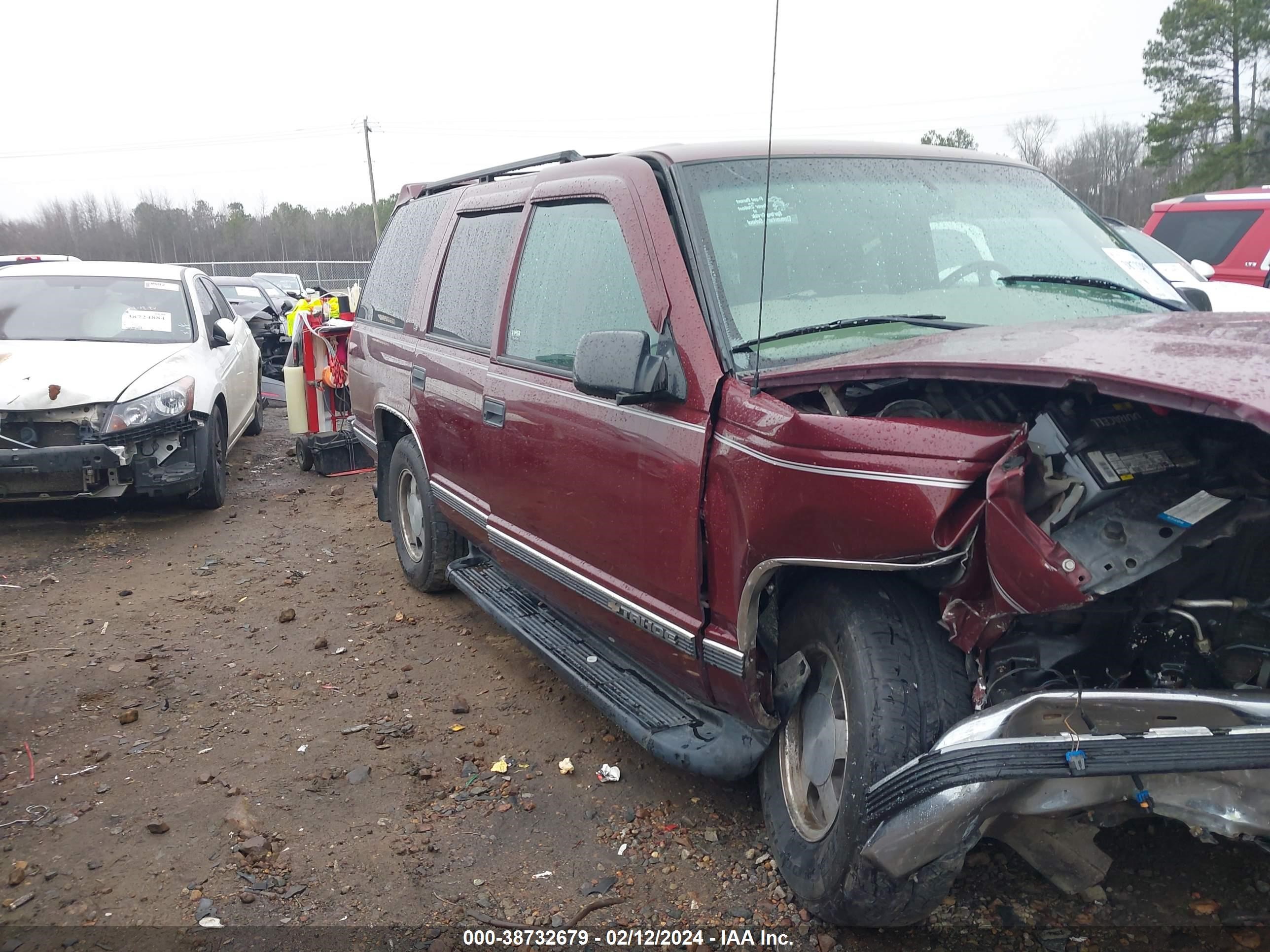 Photo 11 VIN: 1GNEC13RXXJ476748 - CHEVROLET TAHOE 