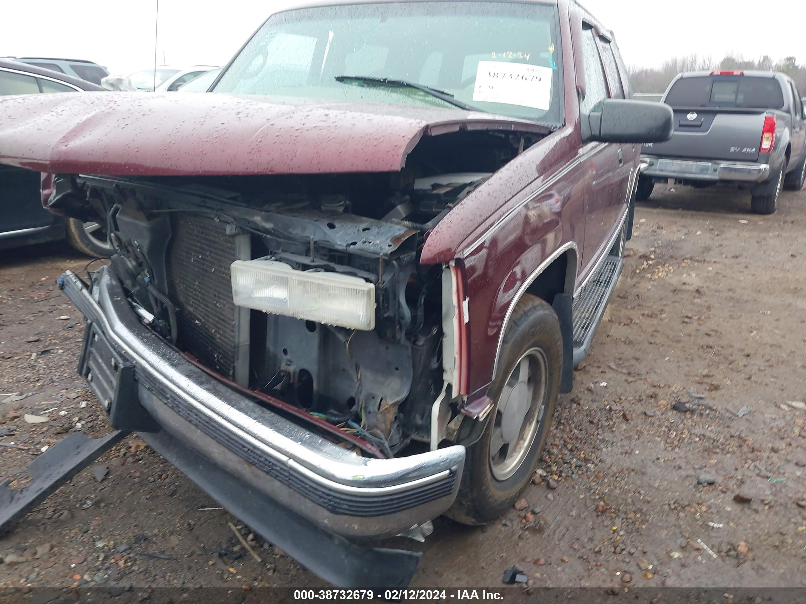 Photo 13 VIN: 1GNEC13RXXJ476748 - CHEVROLET TAHOE 