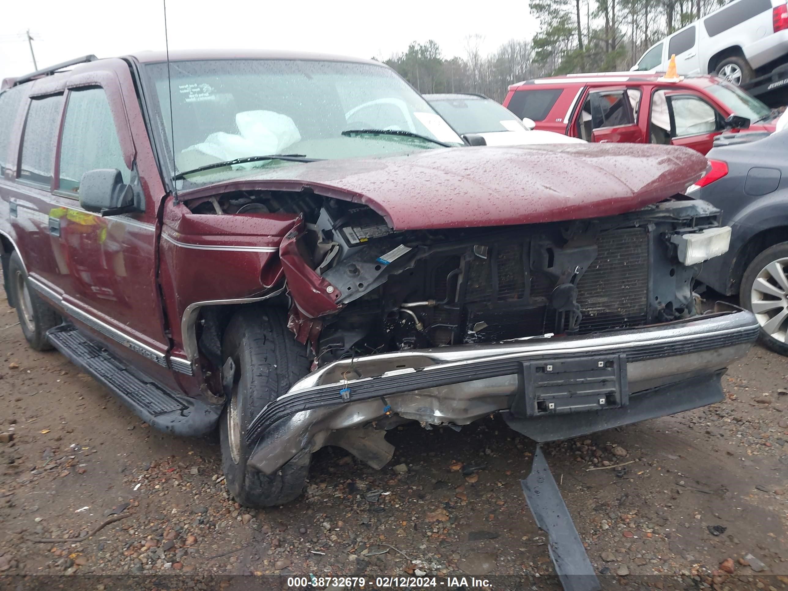 Photo 5 VIN: 1GNEC13RXXJ476748 - CHEVROLET TAHOE 