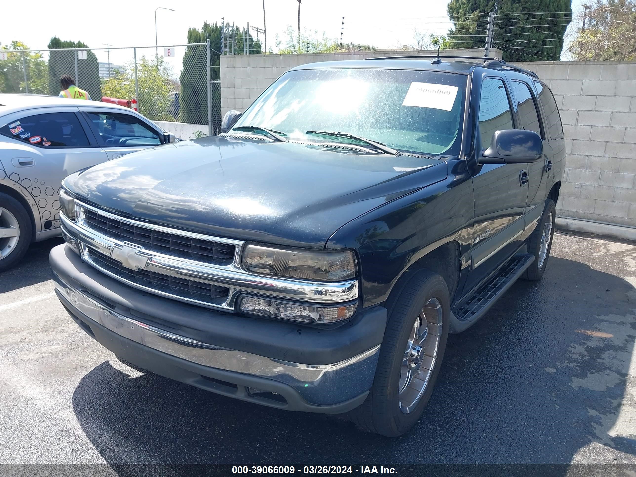 Photo 1 VIN: 1GNEC13T03R227477 - CHEVROLET TAHOE 