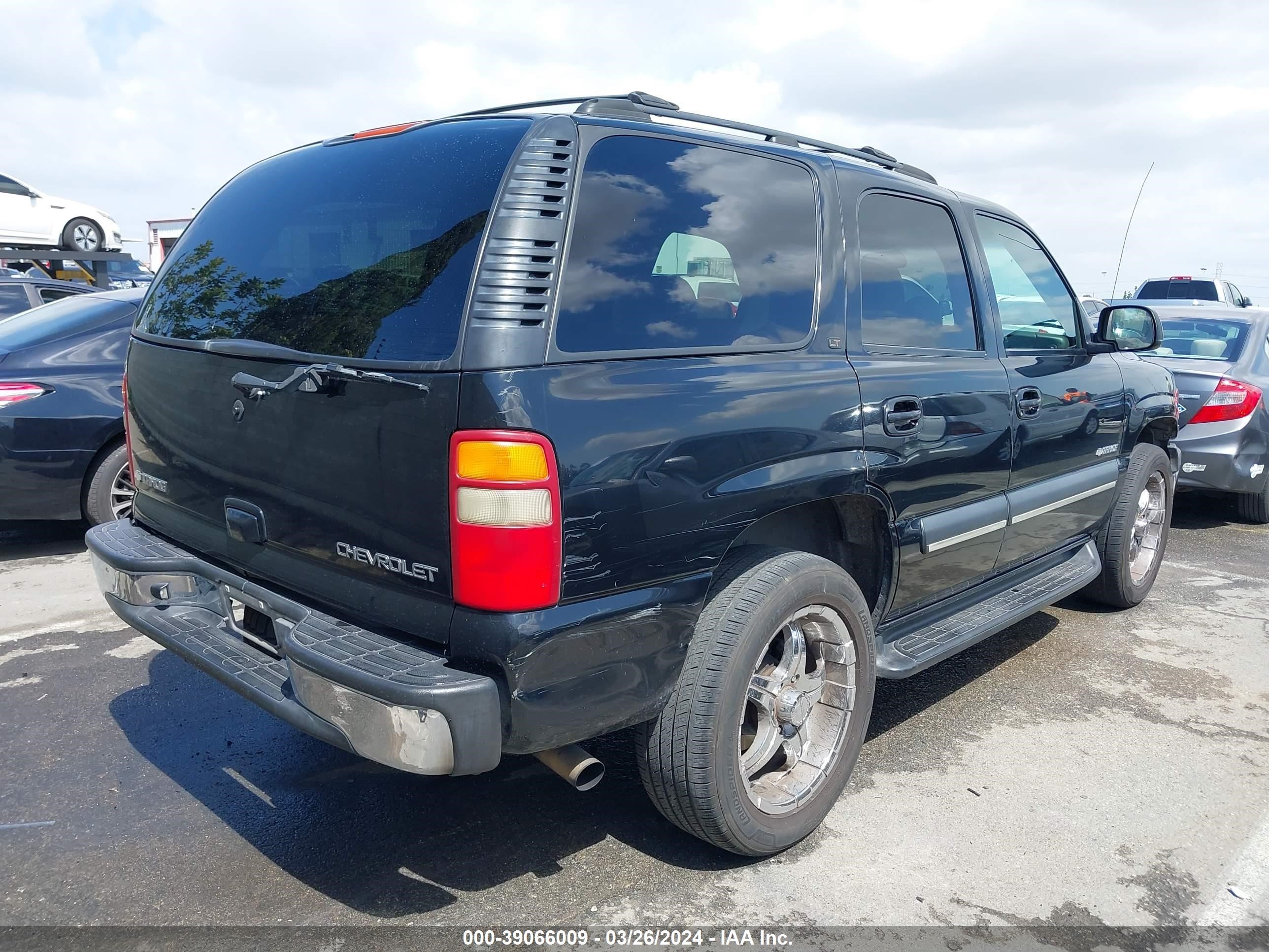 Photo 3 VIN: 1GNEC13T03R227477 - CHEVROLET TAHOE 