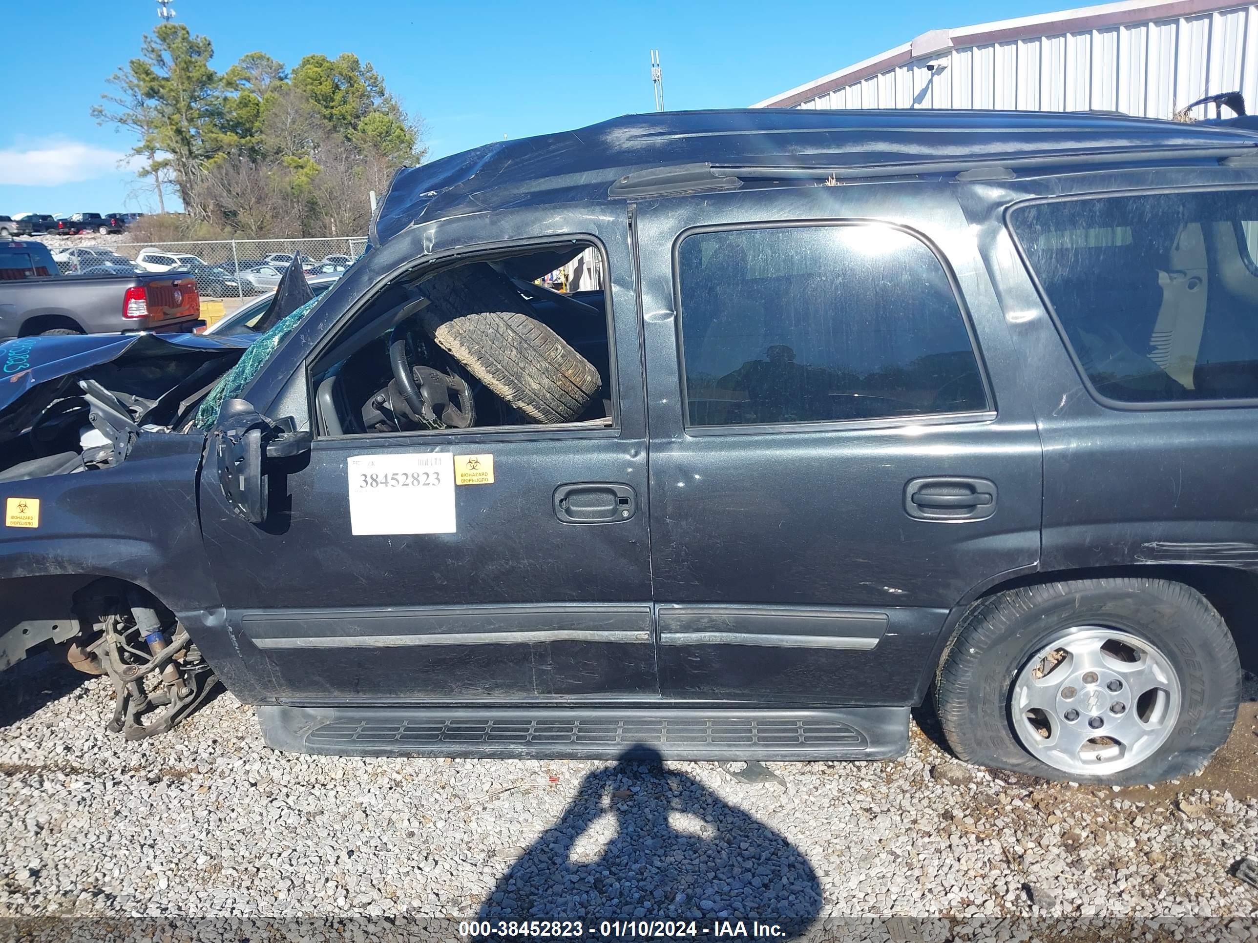 Photo 13 VIN: 1GNEC13T05J157089 - CHEVROLET TAHOE 