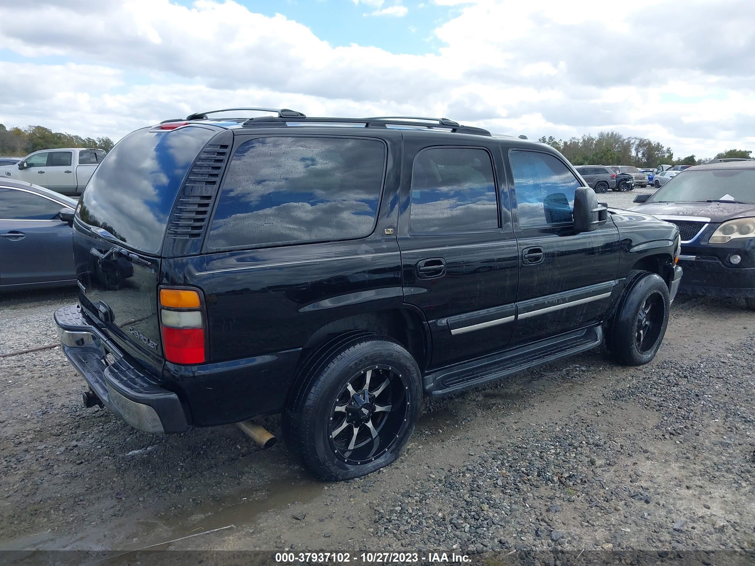 Photo 3 VIN: 1GNEC13T15R102636 - CHEVROLET TAHOE 