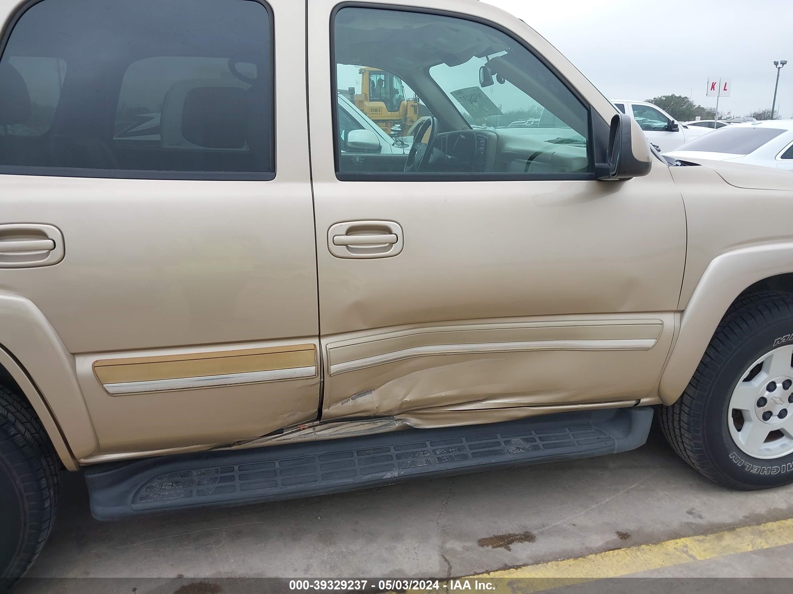 Photo 5 VIN: 1GNEC13T15R203496 - CHEVROLET TAHOE 