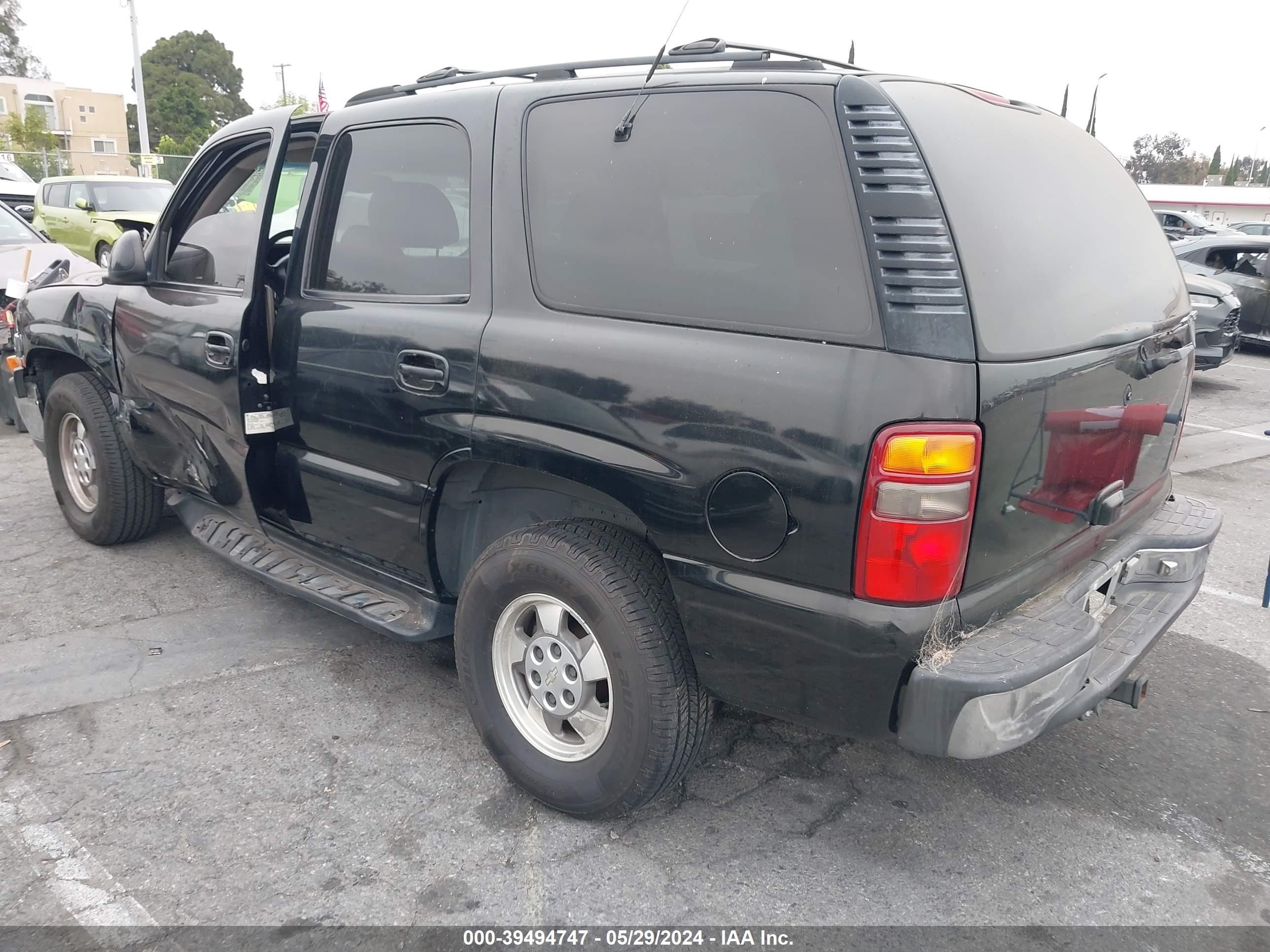 Photo 2 VIN: 1GNEC13T1YJ159003 - CHEVROLET TAHOE 