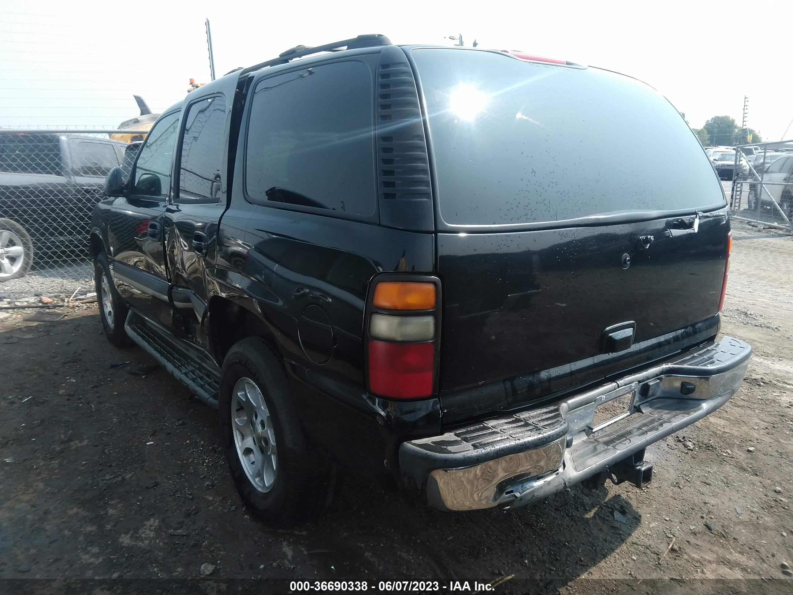 Photo 2 VIN: 1GNEC13T25R133989 - CHEVROLET TAHOE 