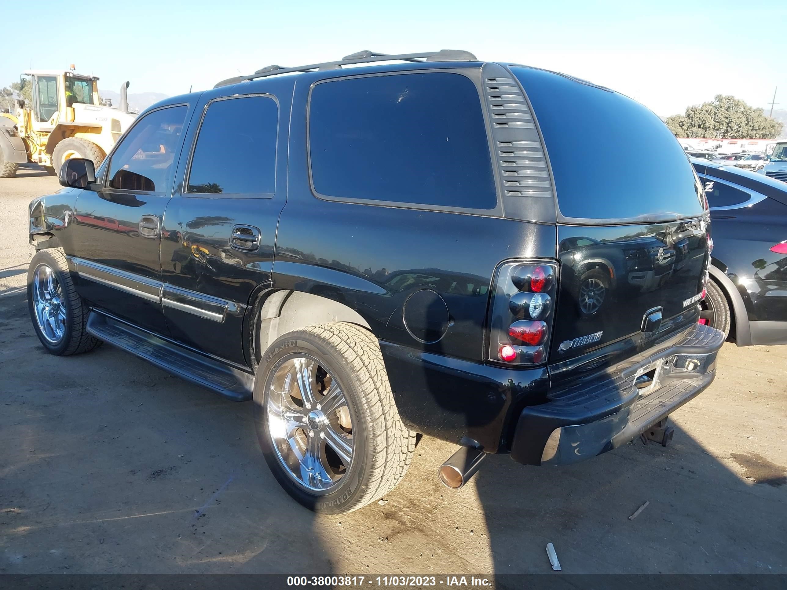 Photo 2 VIN: 1GNEC13T25R198762 - CHEVROLET TAHOE 