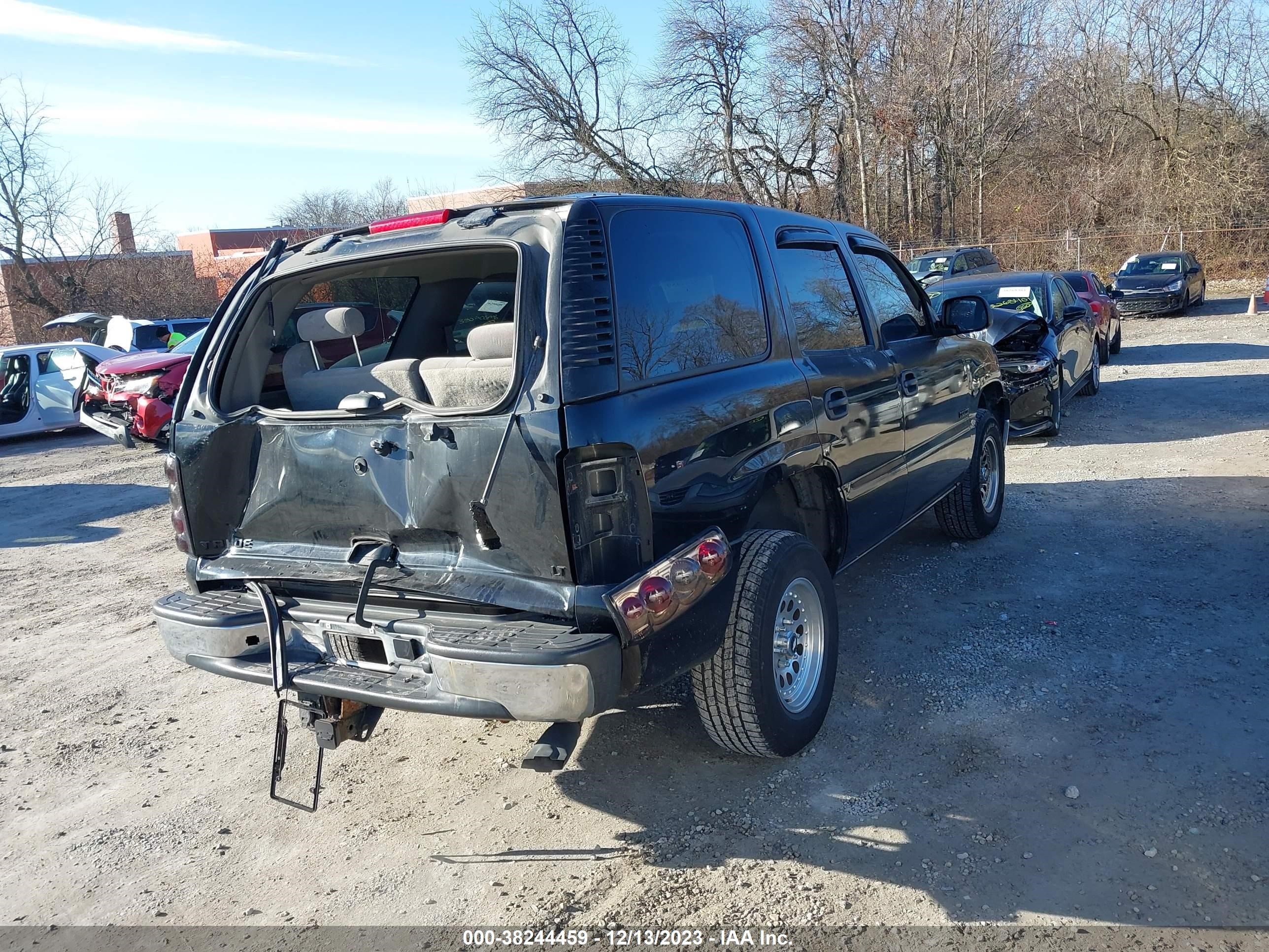 Photo 3 VIN: 1GNEC13T26R103716 - CHEVROLET TAHOE 