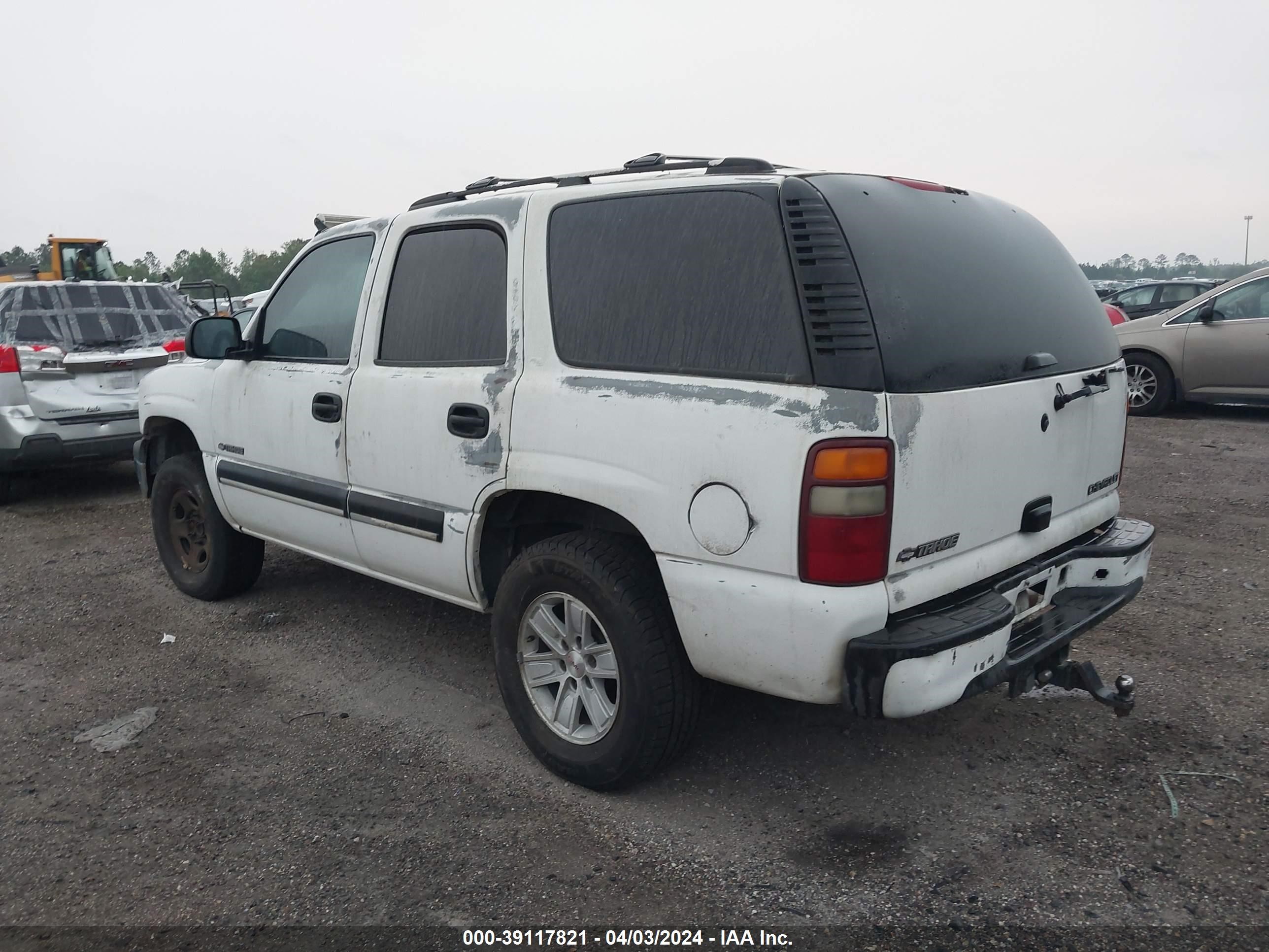 Photo 2 VIN: 1GNEC13T2YJ169152 - CHEVROLET TAHOE 