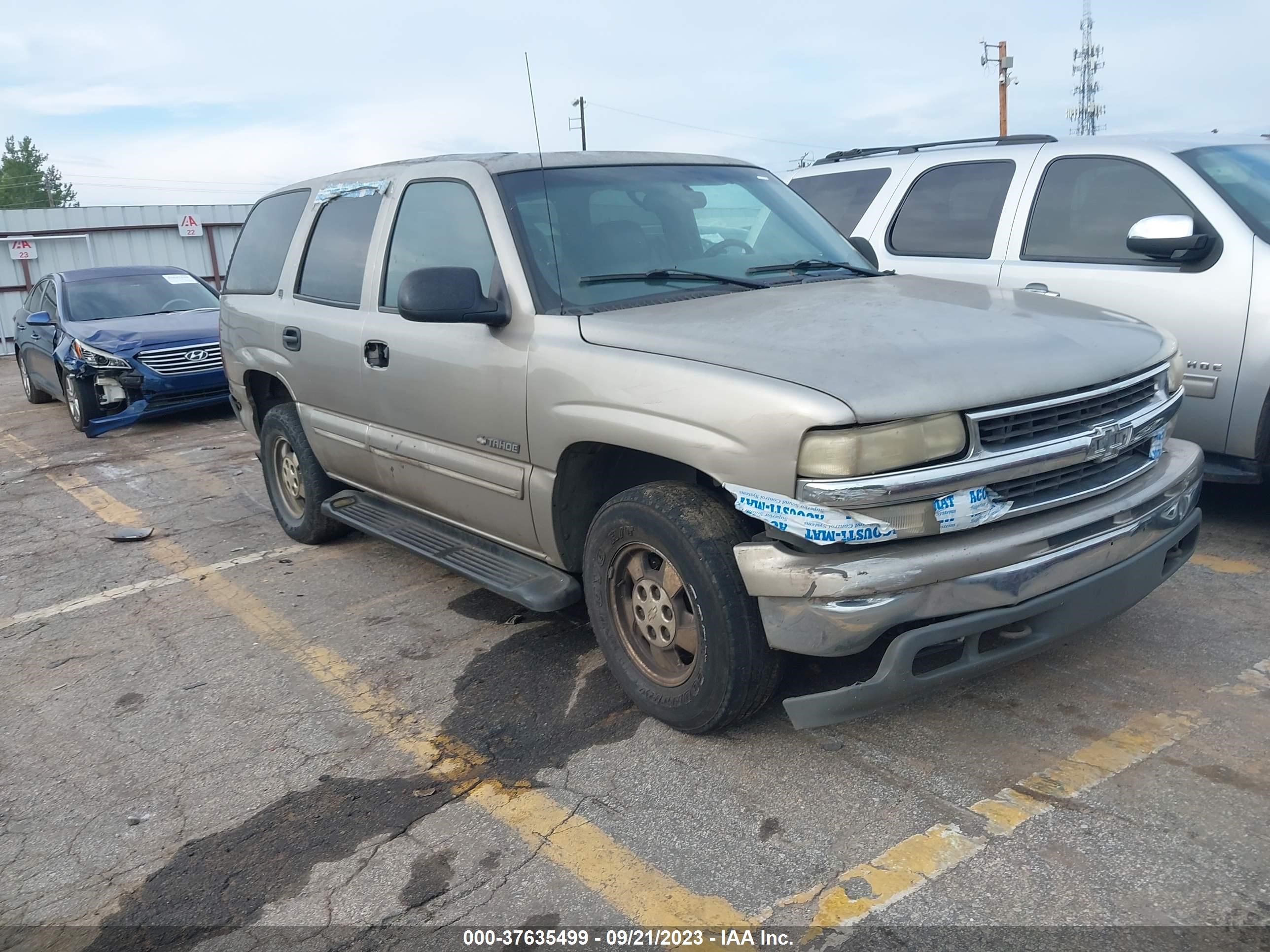 Photo 0 VIN: 1GNEC13T3YJ194366 - CHEVROLET TAHOE 