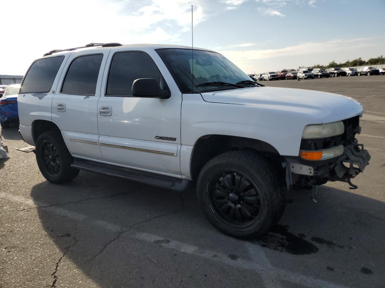 Photo 3 VIN: 1GNEC13T41R227575 - CHEVROLET TAHOE 