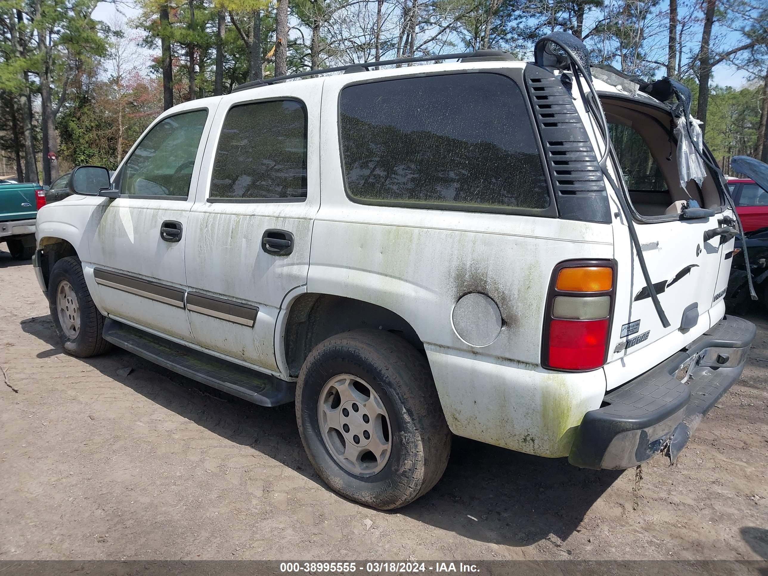 Photo 2 VIN: 1GNEC13T45R149000 - CHEVROLET TAHOE 